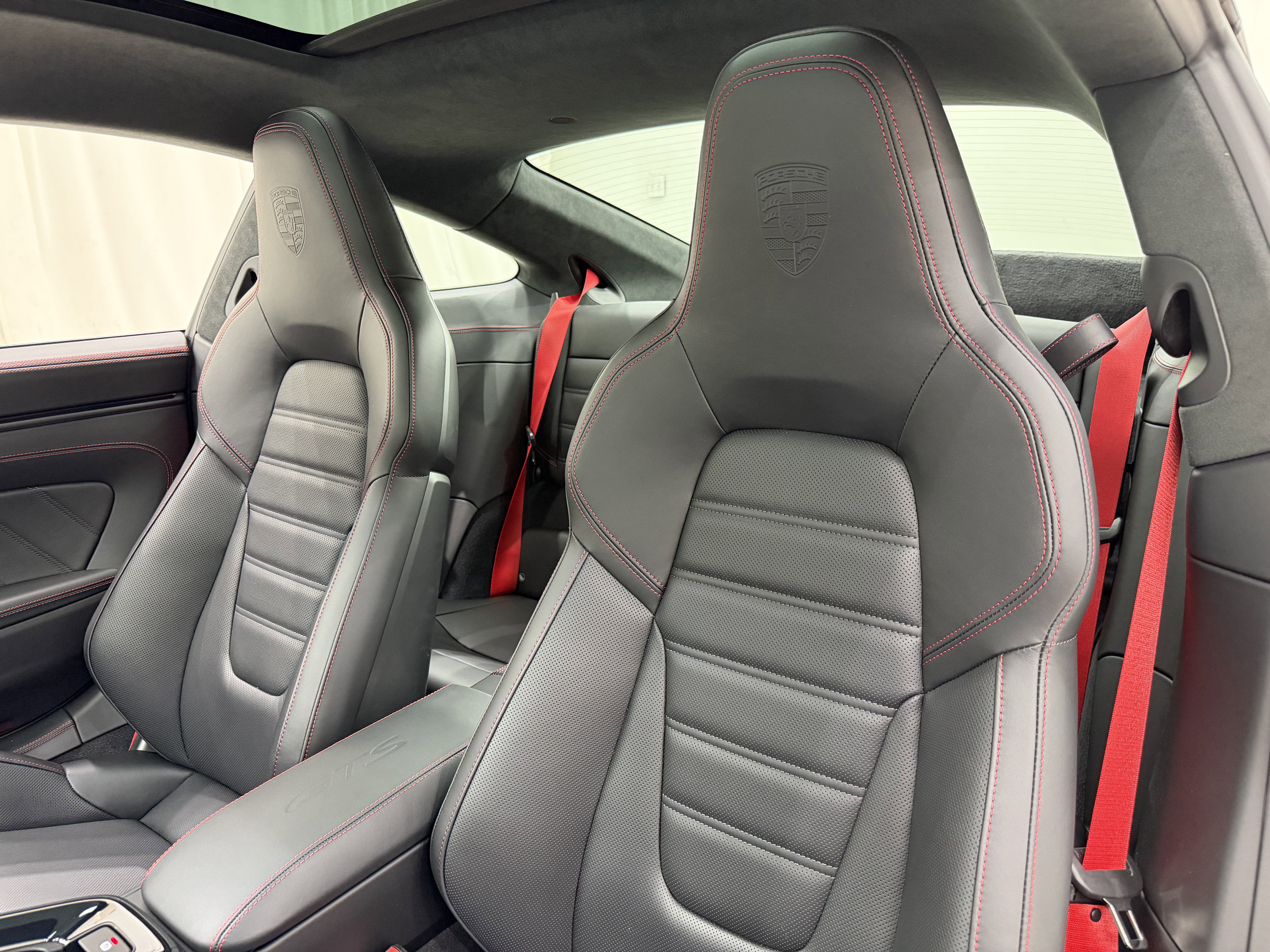 2026 Porsche 911 Carrera Gts