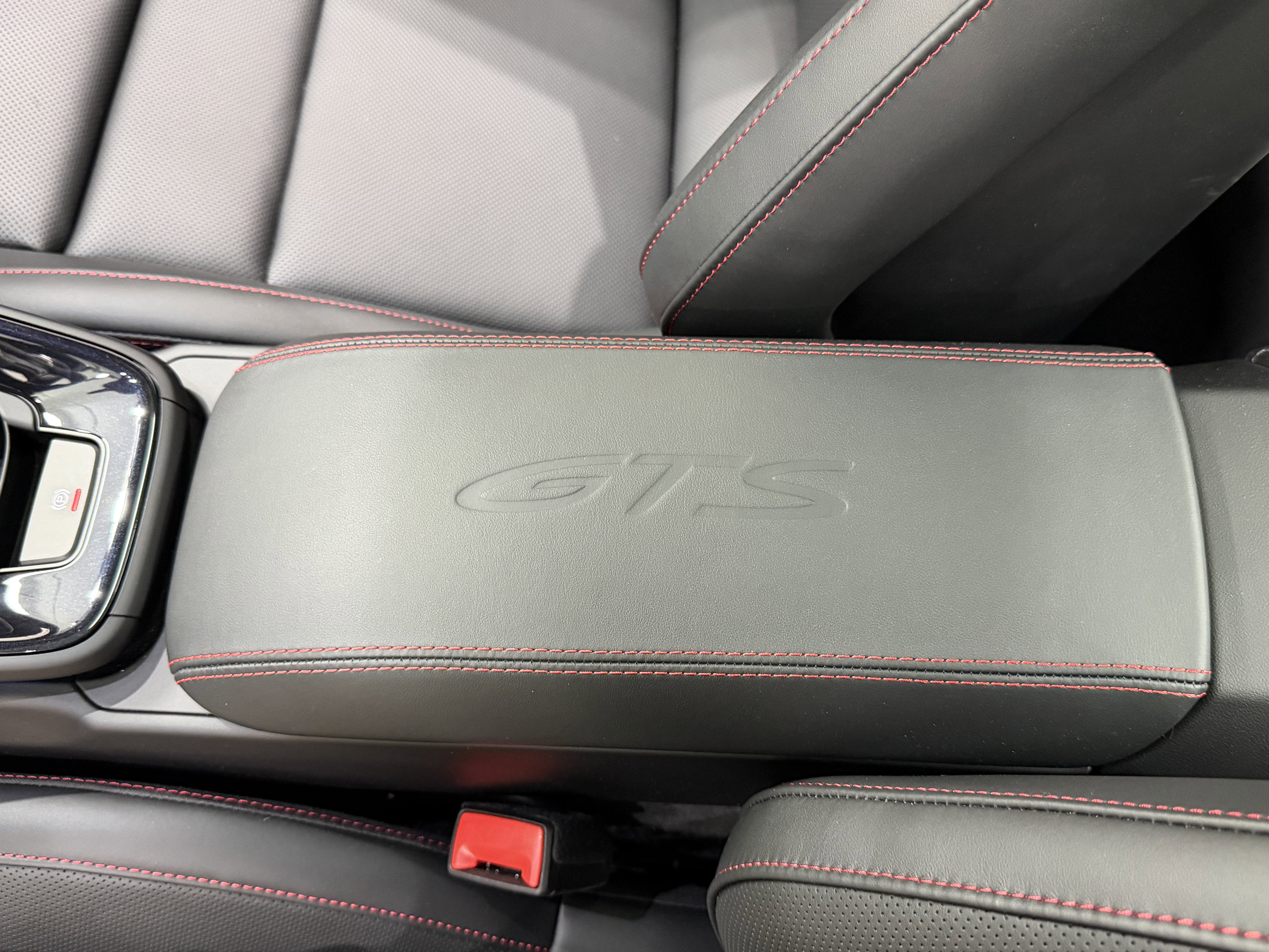 2026 Porsche 911 Carrera Gts