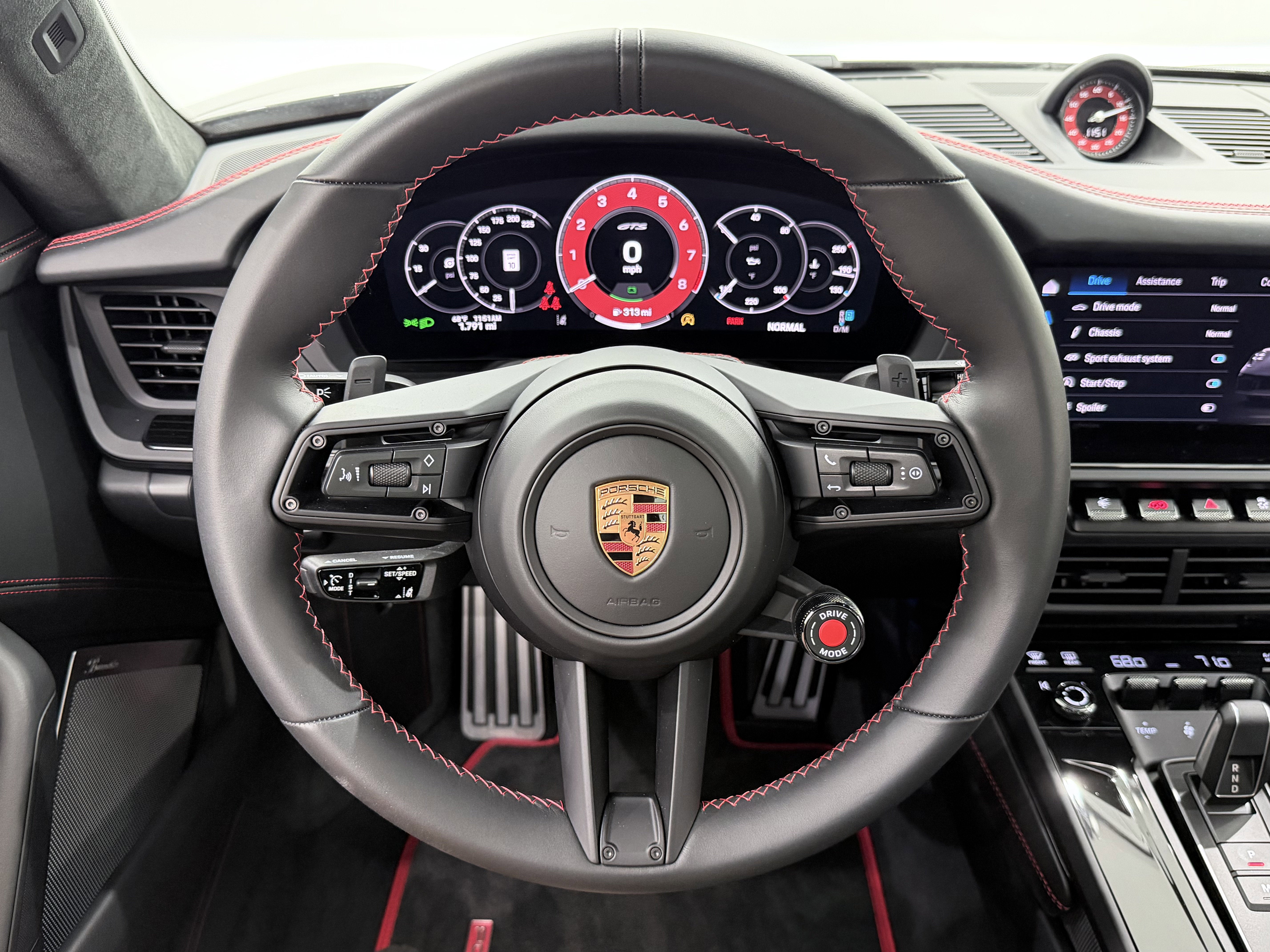 2026 Porsche 911 Carrera Gts