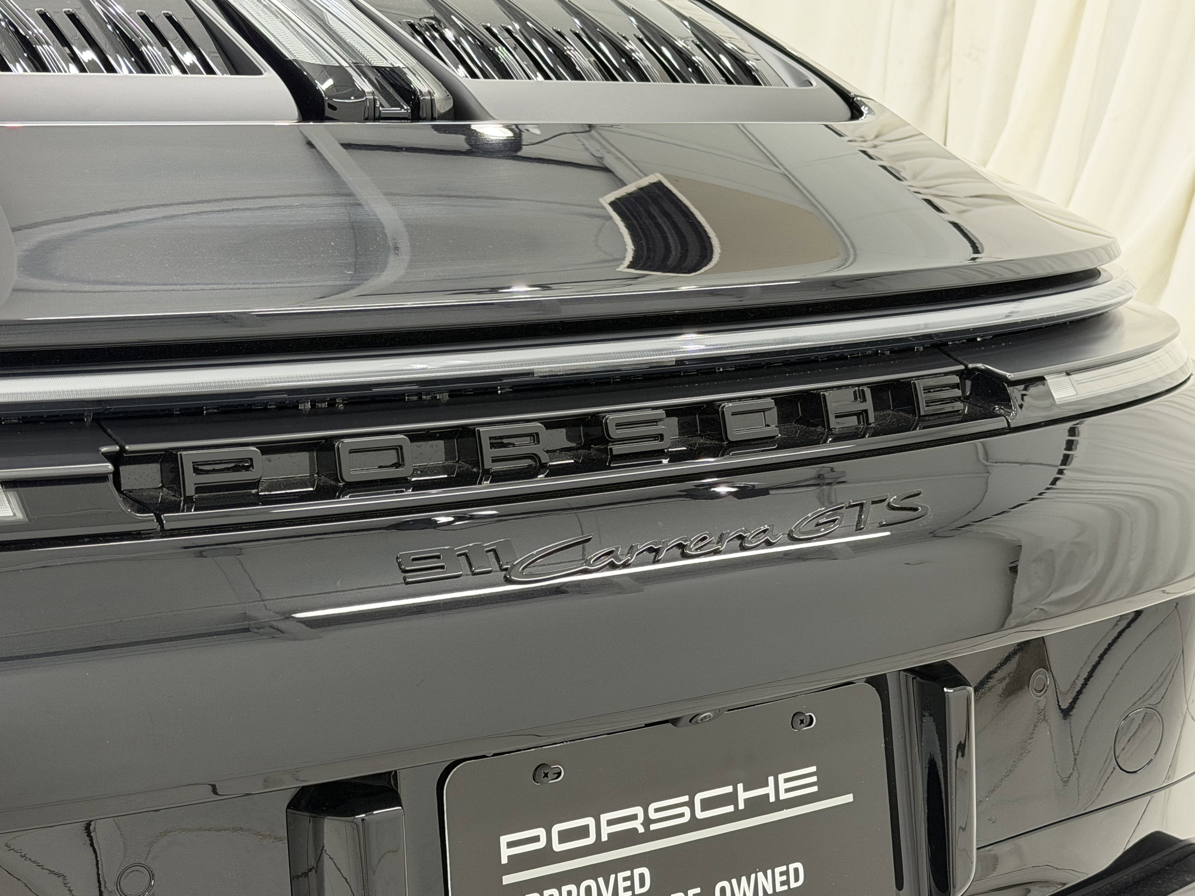 2026 Porsche 911 Carrera Gts