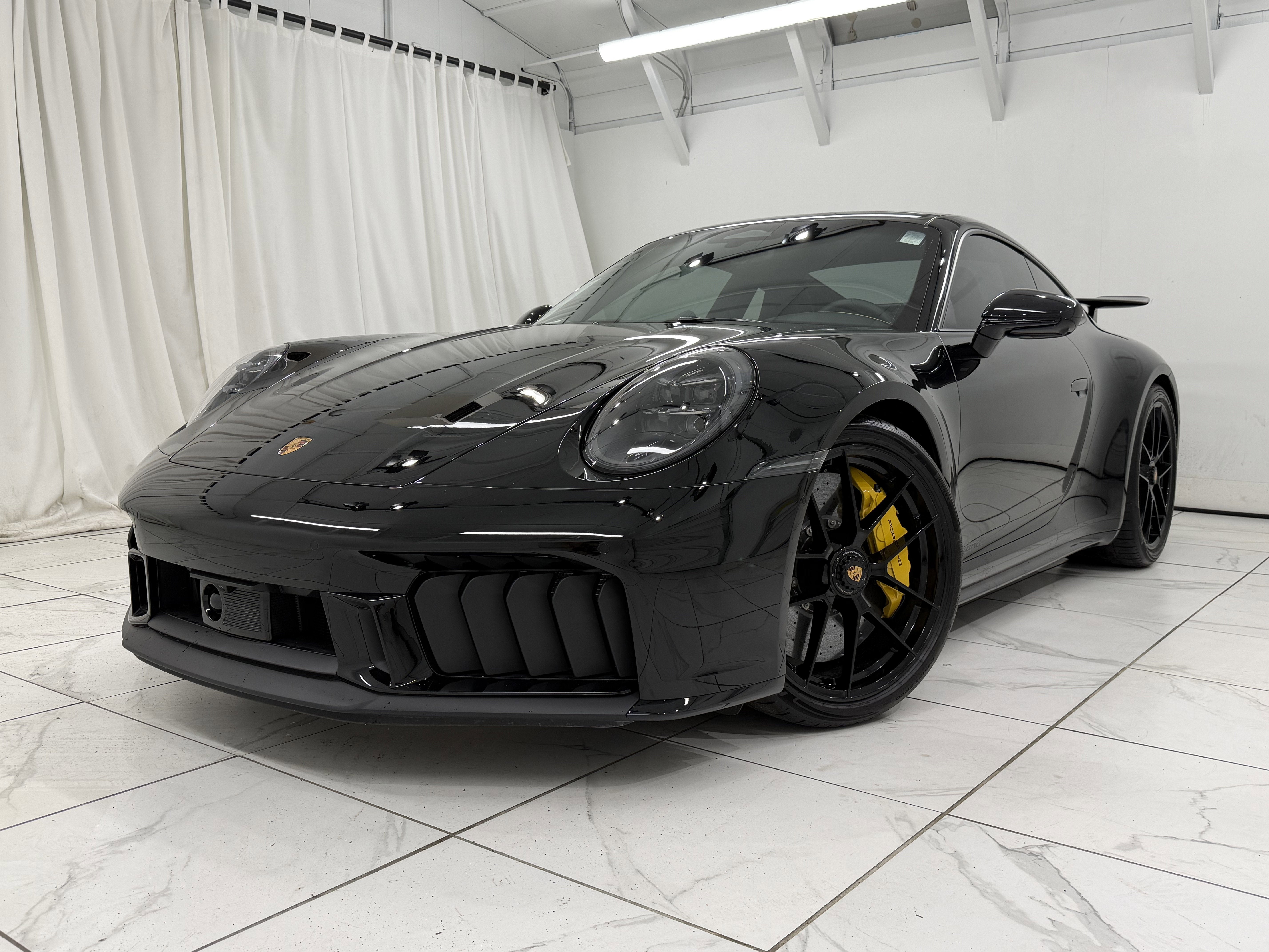 2026 Porsche 911 Carrera Gts