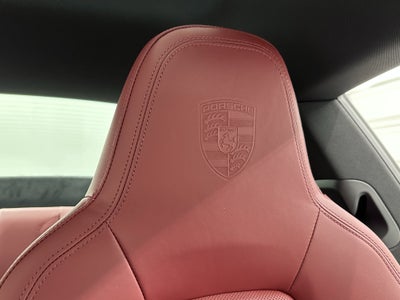 2024 Porsche 911 Carrera 4 GTS