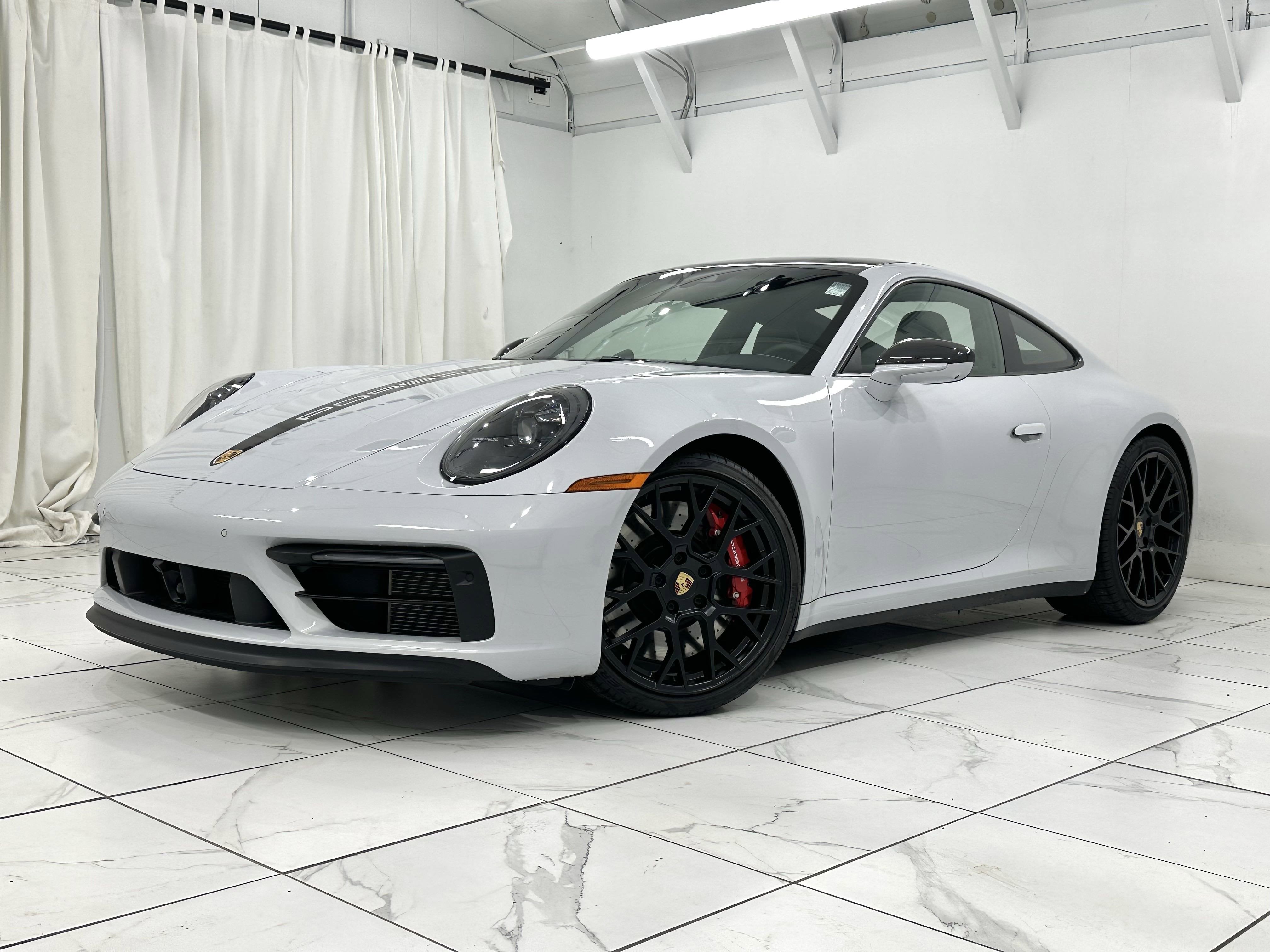 2024 Porsche 911 Carrera GTS