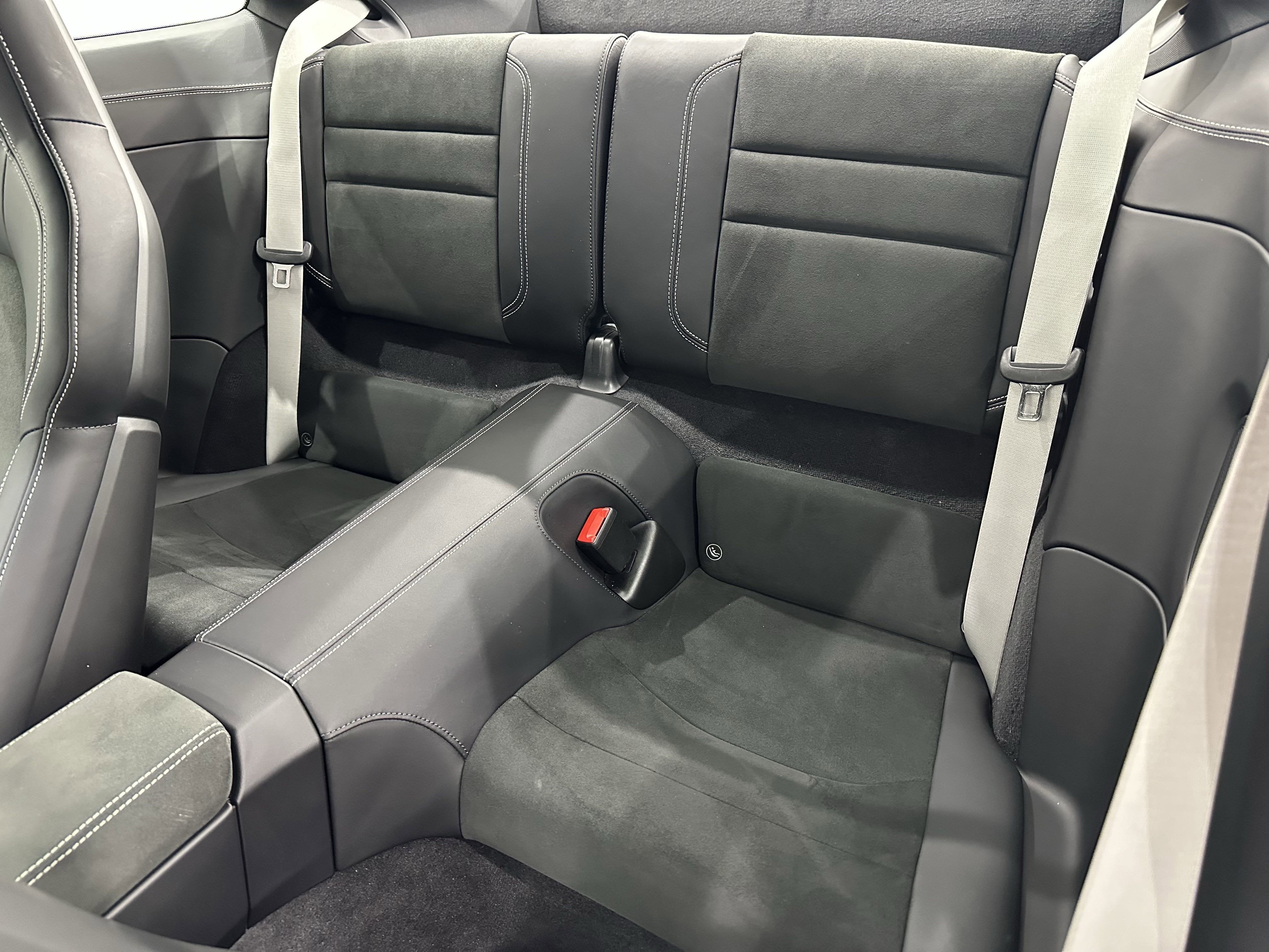 2024 Porsche 911 Carrera GTS