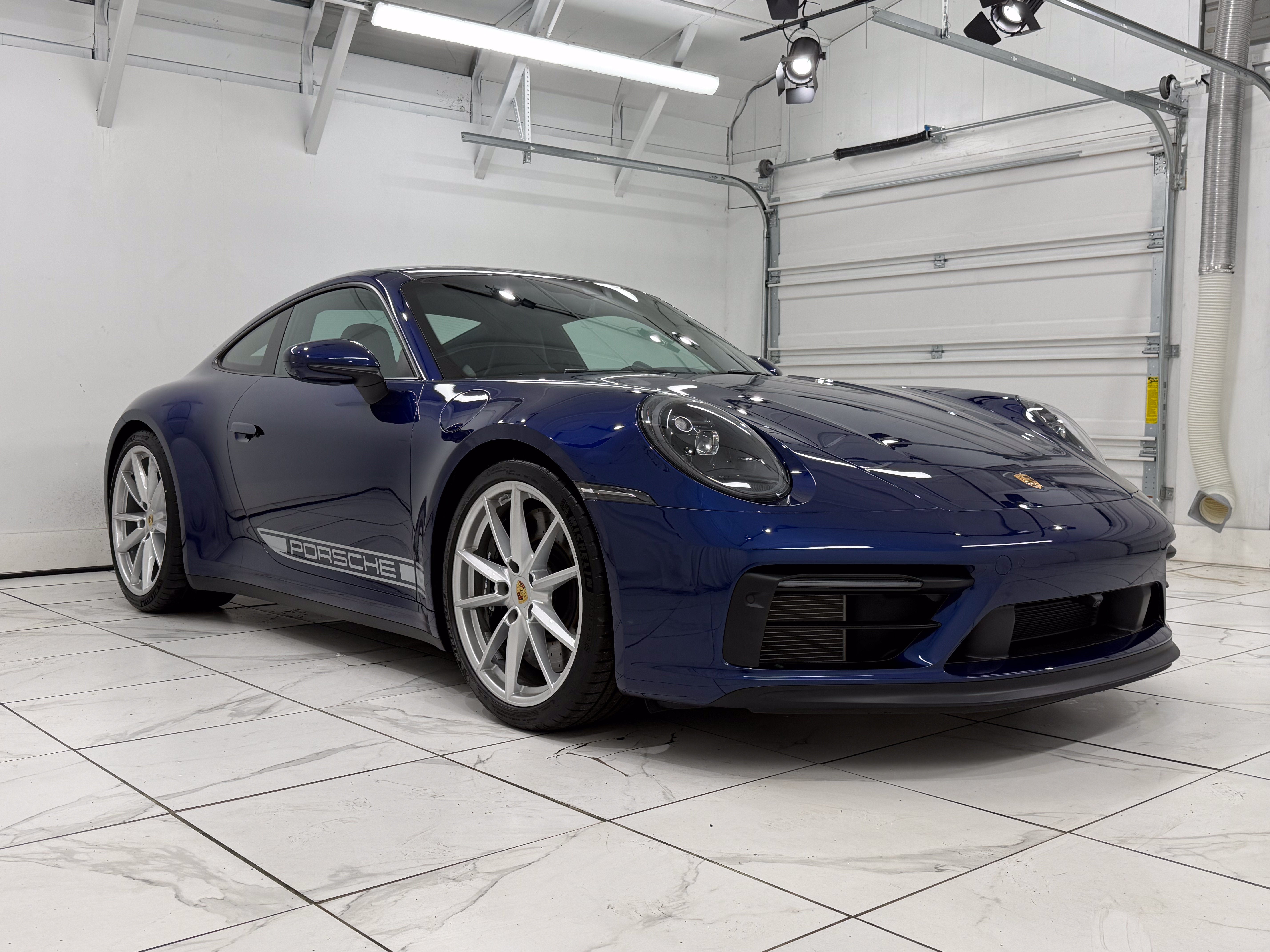 2024 Porsche 911 Carrera Gts