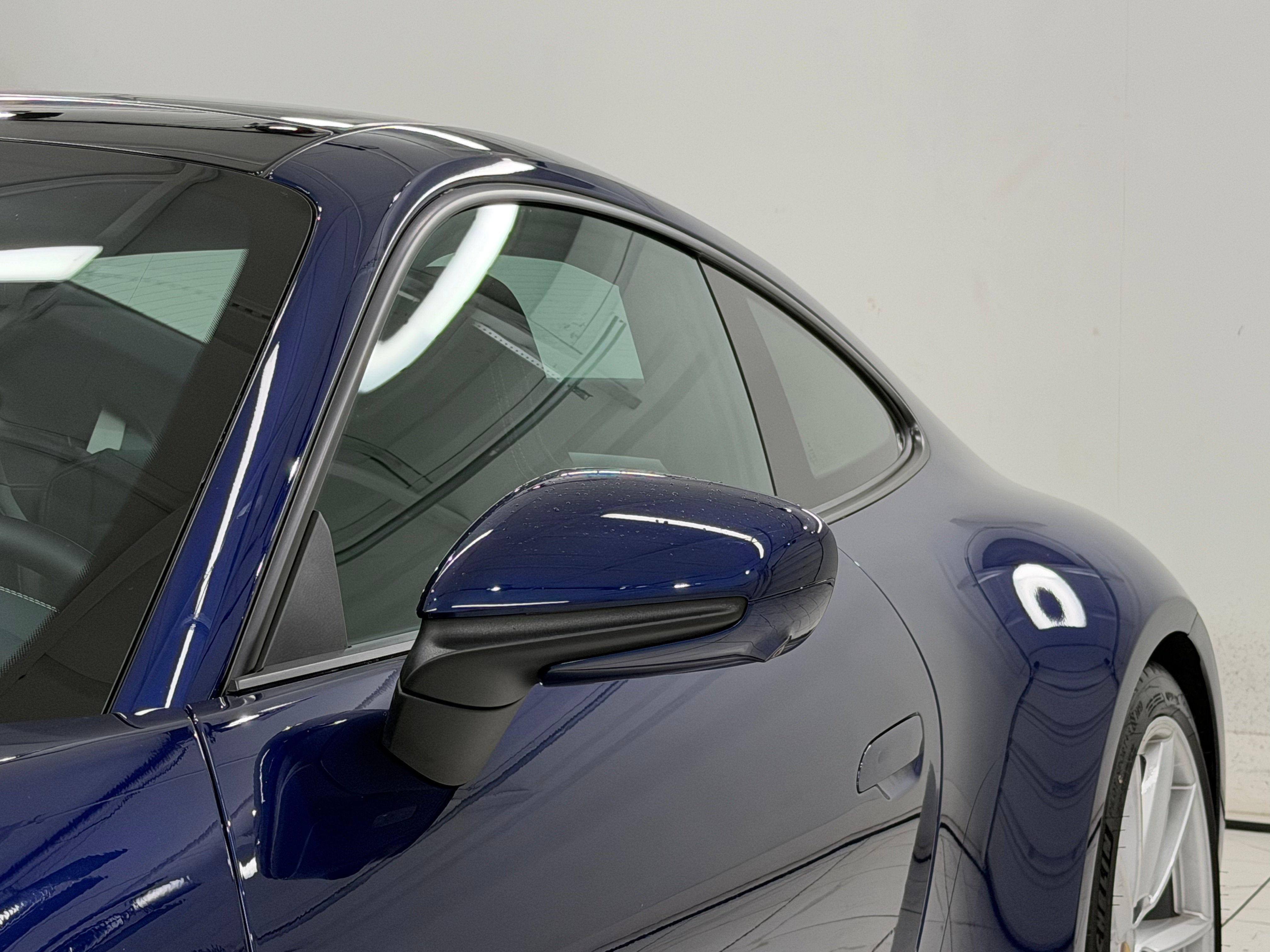 2024 Porsche 911 Carrera Gts