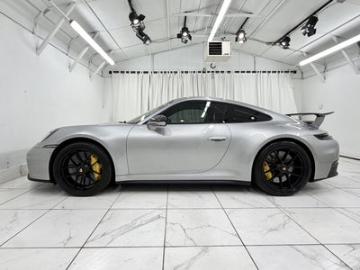 2025 Porsche 911 Carrera 4 GTS