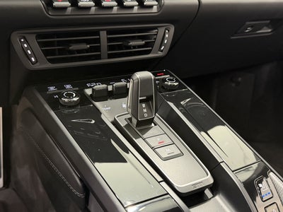 2025 Porsche 911 Carrera 4 GTS