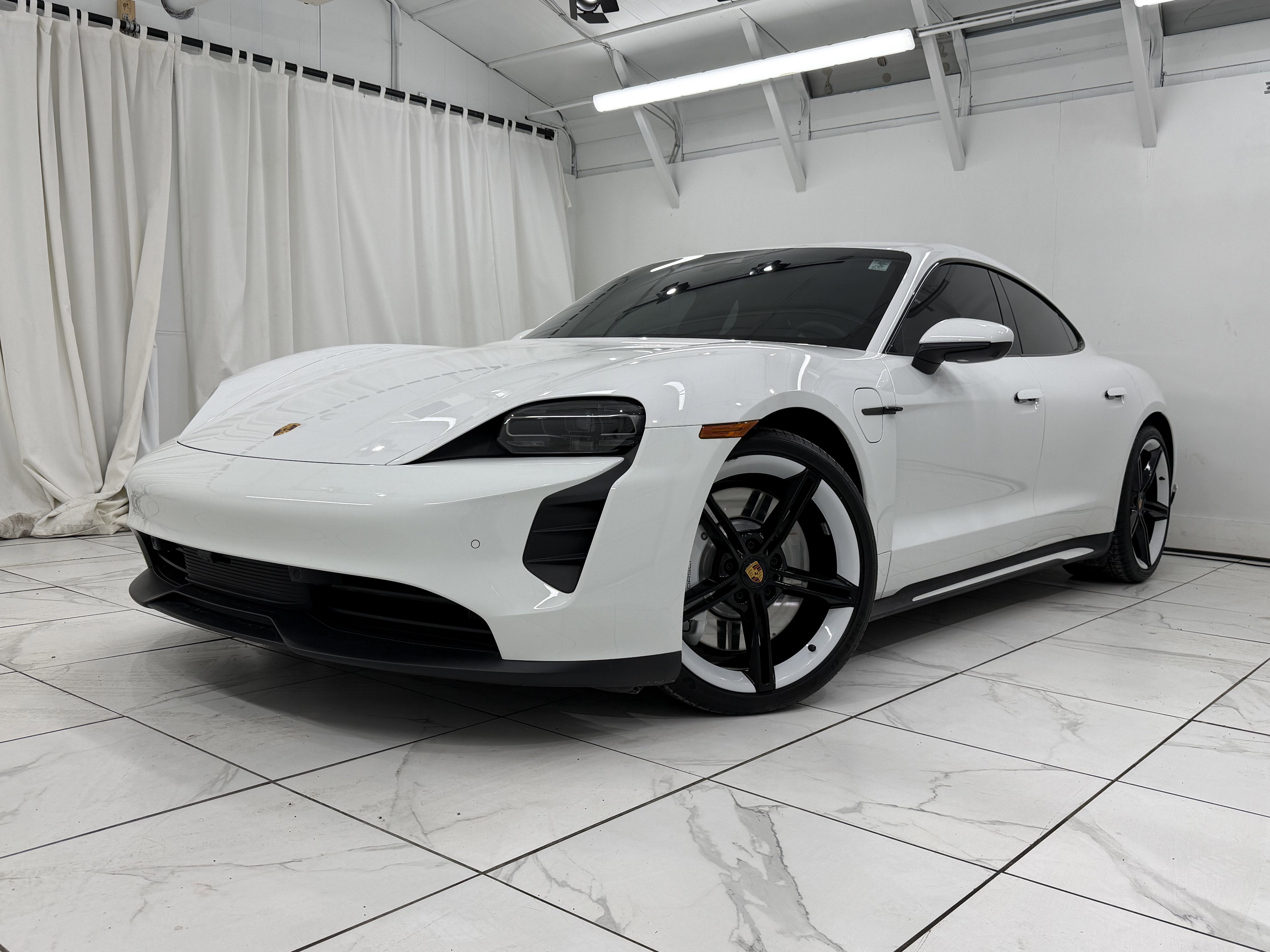 2023 Porsche Taycan 4S