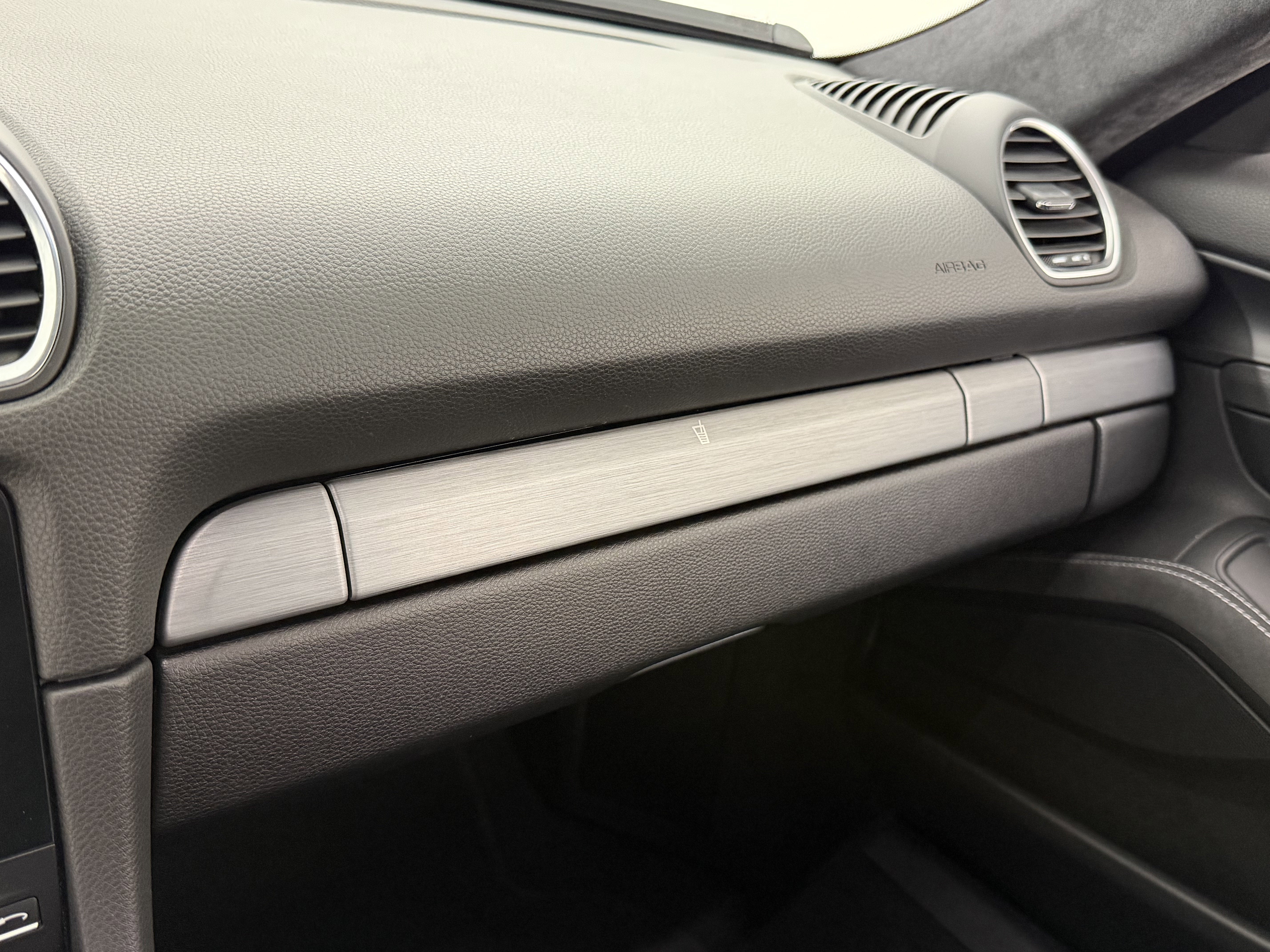 2020 Porsche 718 Cayman GT4