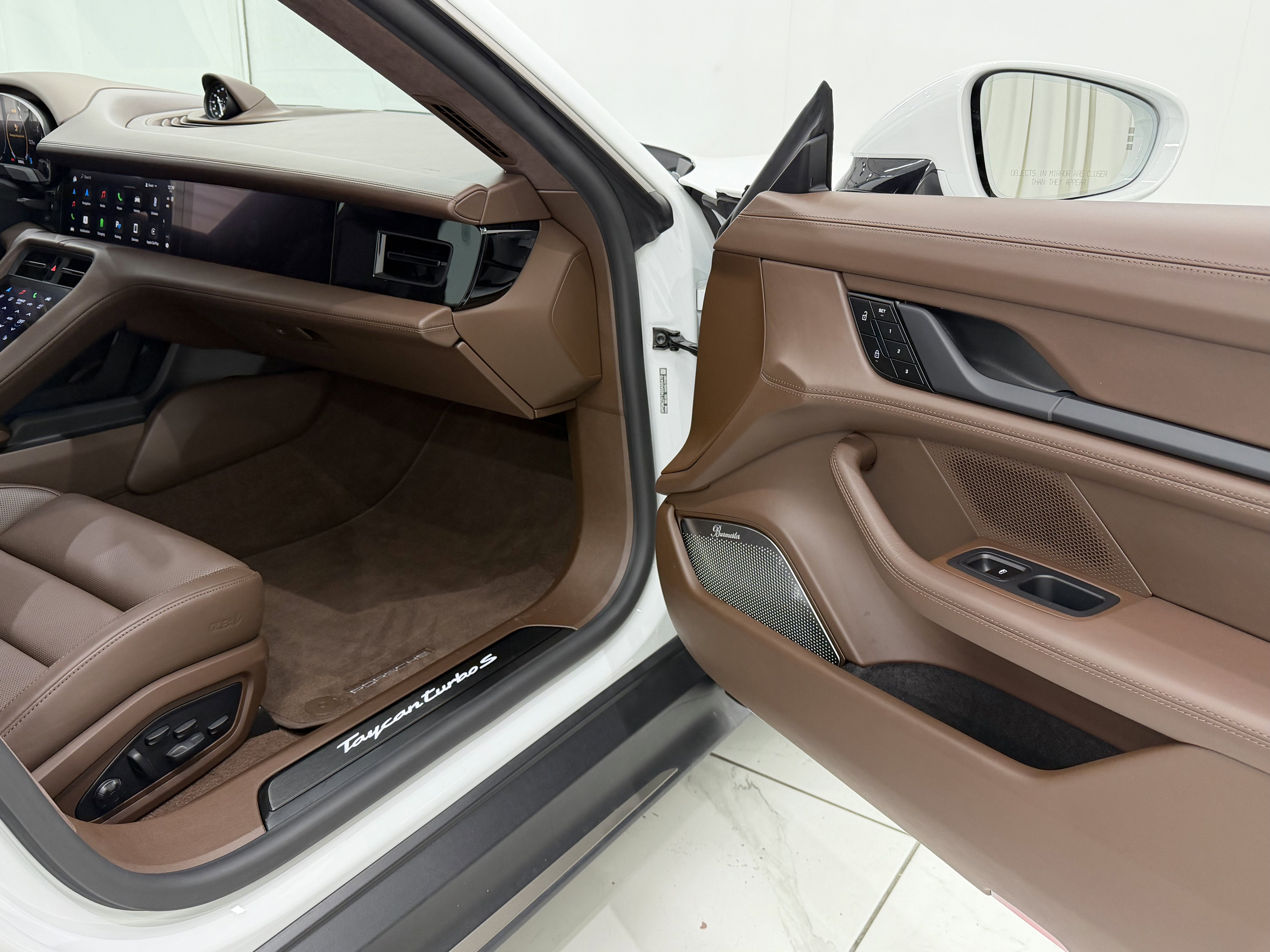 2025 Porsche Taycan Turbo S