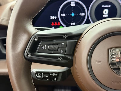 2025 Porsche Taycan Turbo S