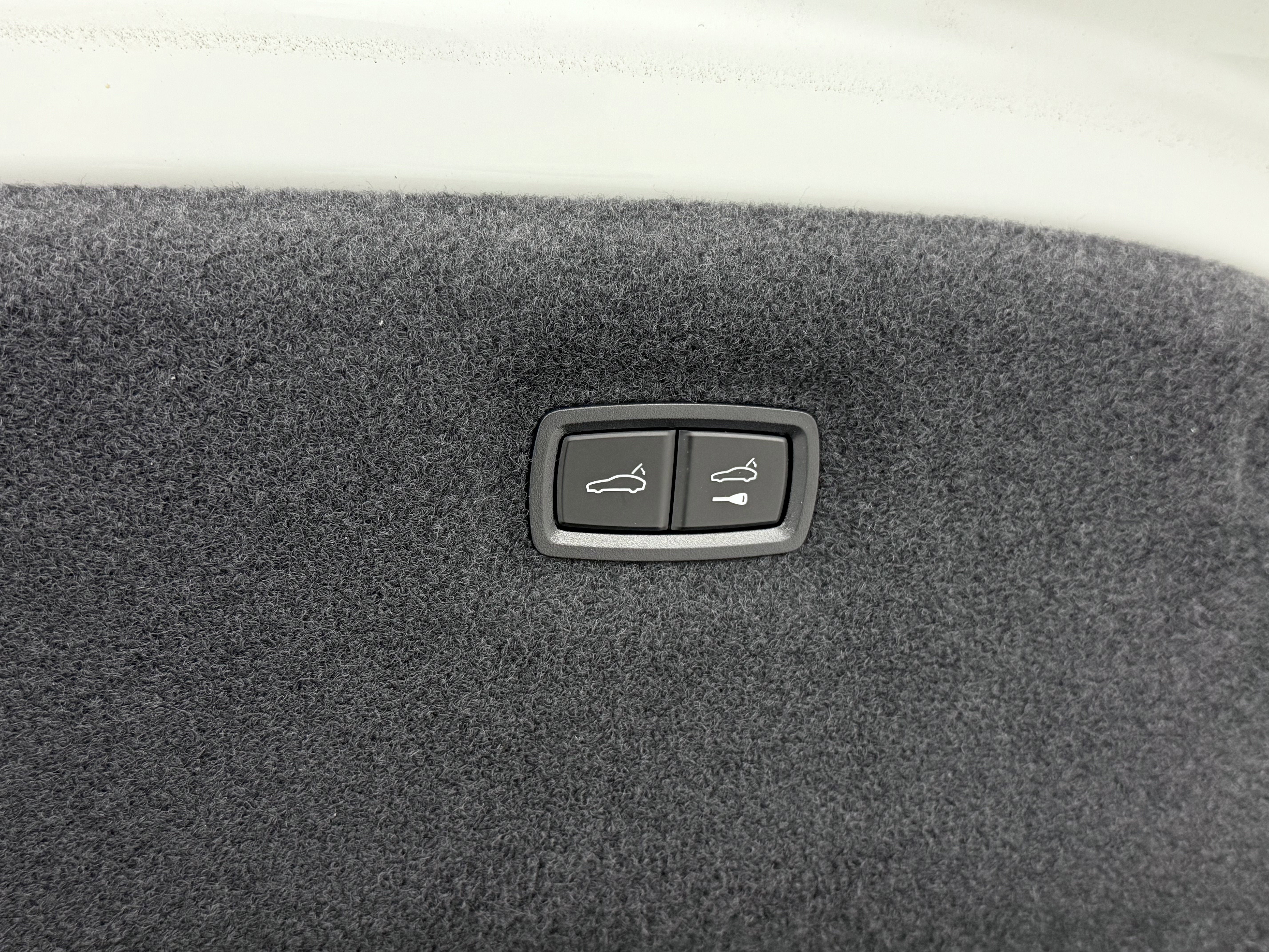 2025 Porsche Taycan Turbo S