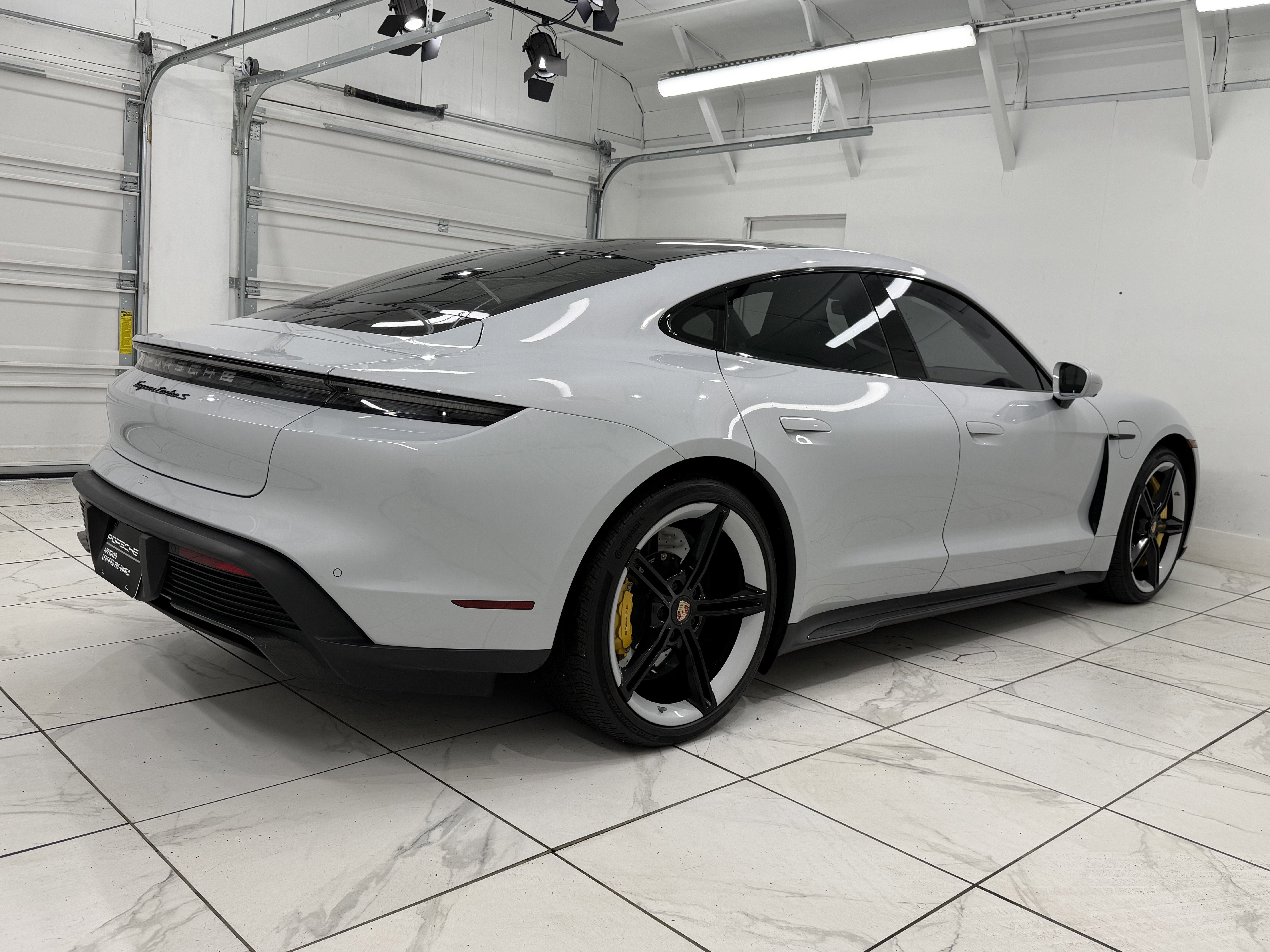 2021 Porsche Taycan Turbo S