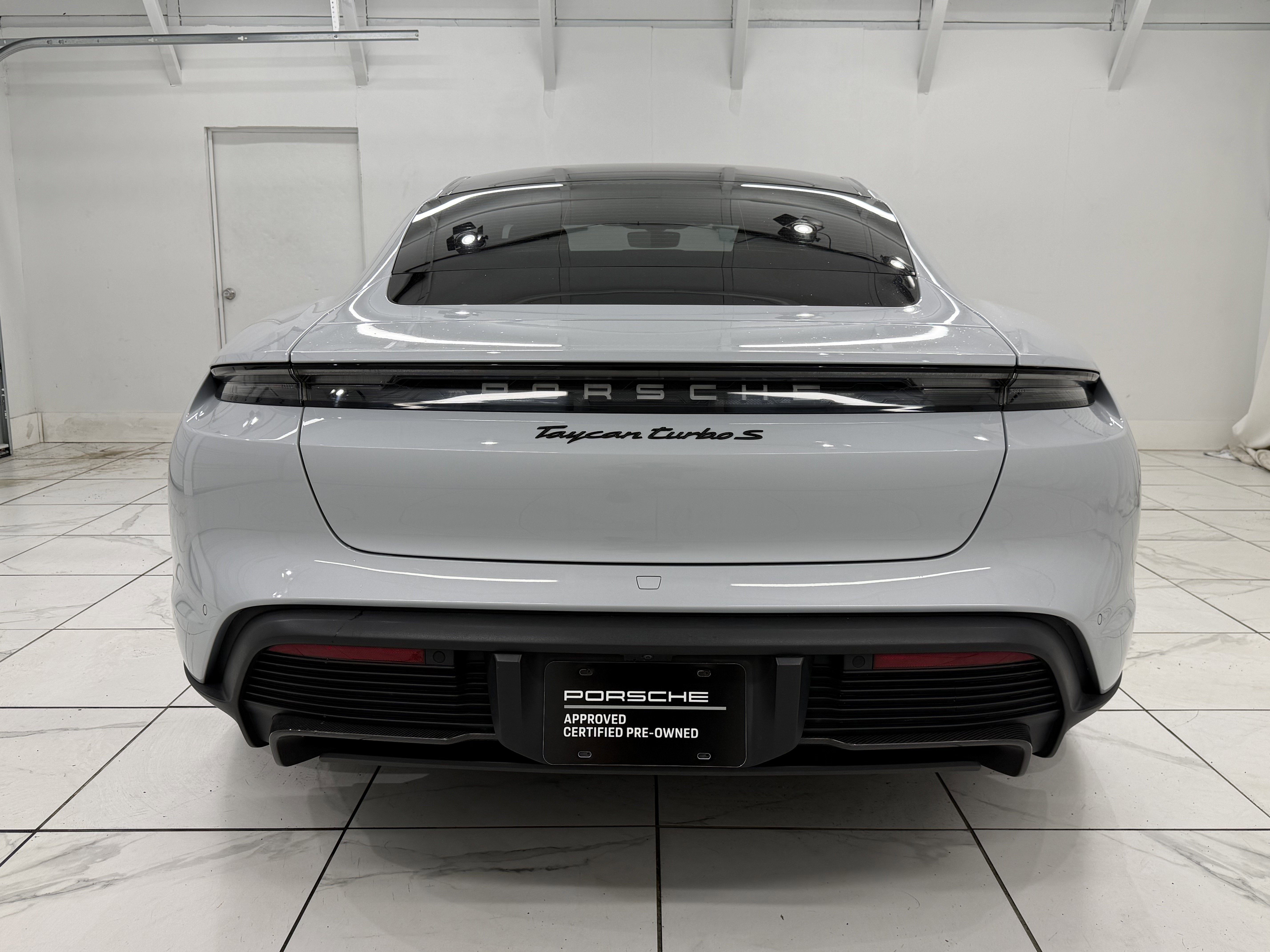2021 Porsche Taycan Turbo S