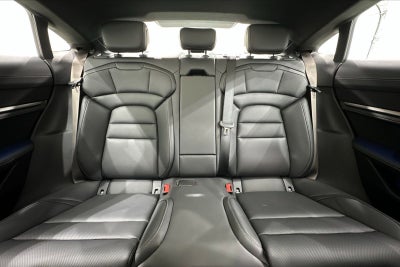 2025 Porsche Taycan Turbo