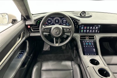 2025 Porsche Taycan Turbo