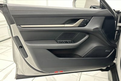 2025 Porsche Taycan Turbo