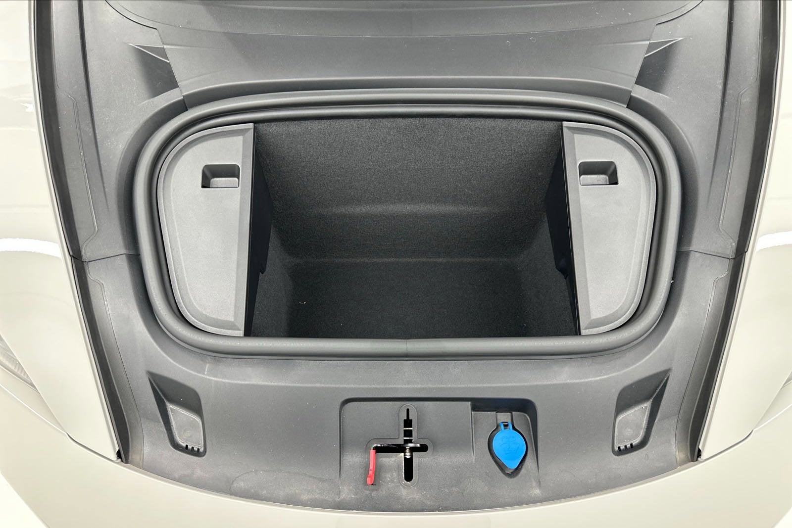 2025 Porsche Taycan Turbo