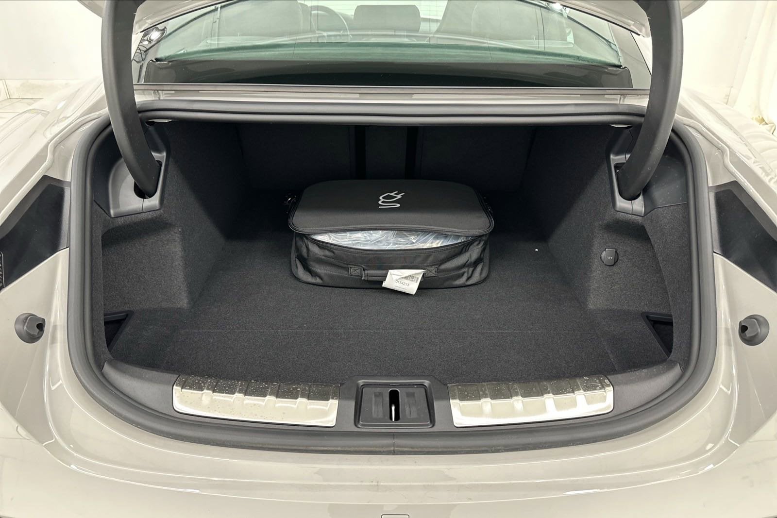 2025 Porsche Taycan Turbo