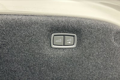 2025 Porsche Taycan Turbo