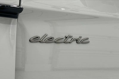 2025 Porsche Taycan Turbo