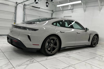 2025 Porsche Taycan Turbo