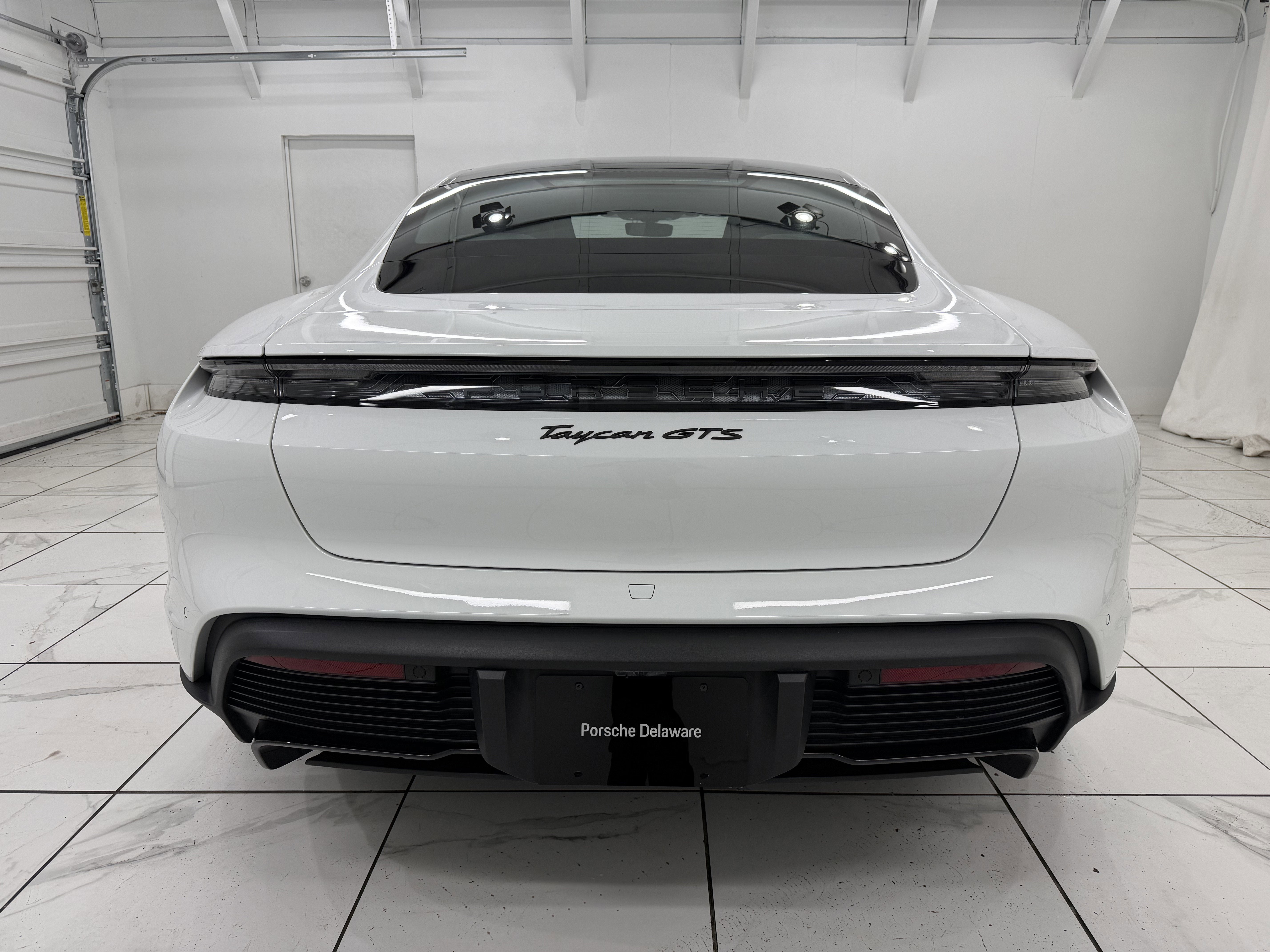 2024 Porsche Taycan GTS