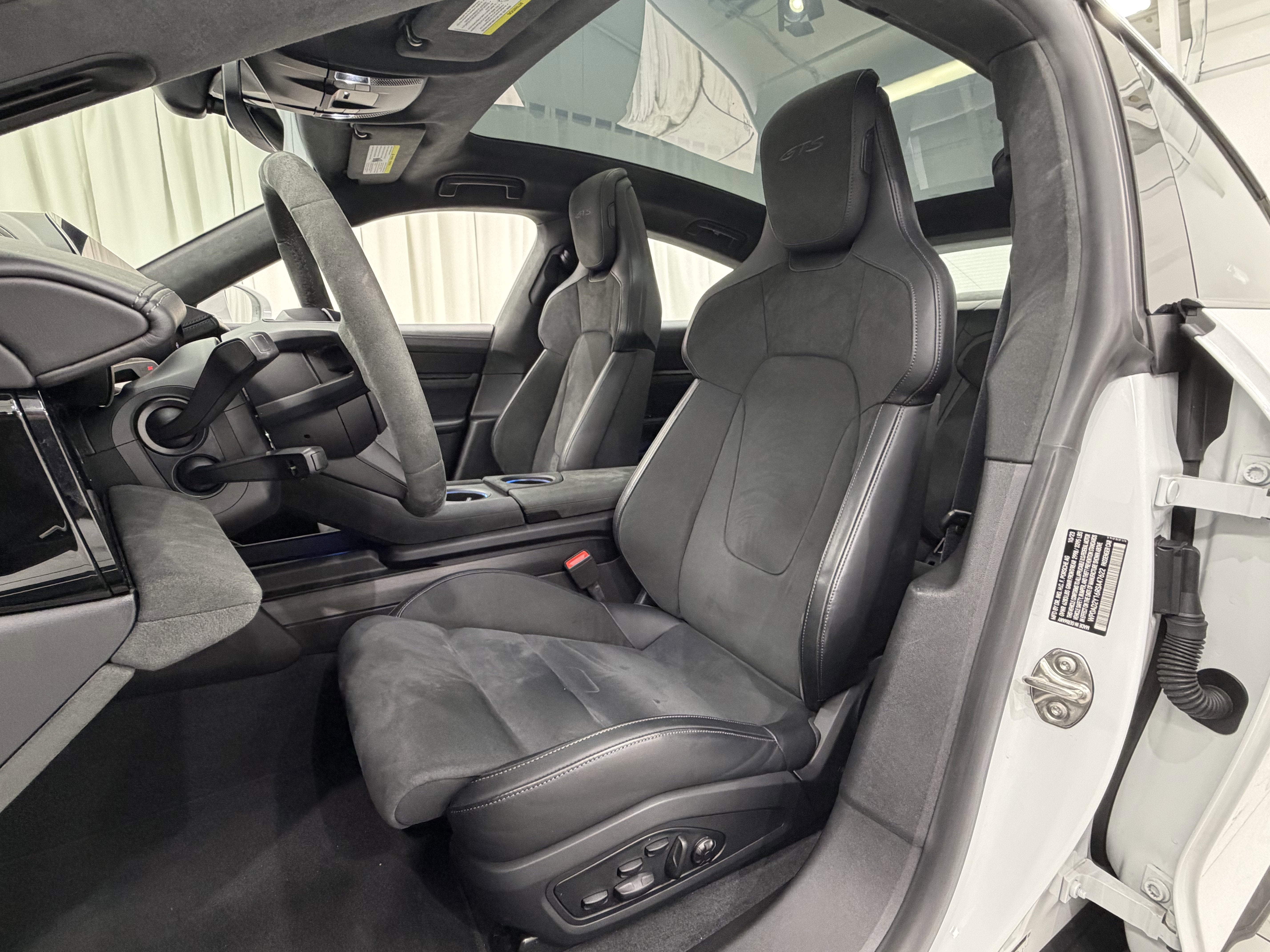 2024 Porsche Taycan GTS