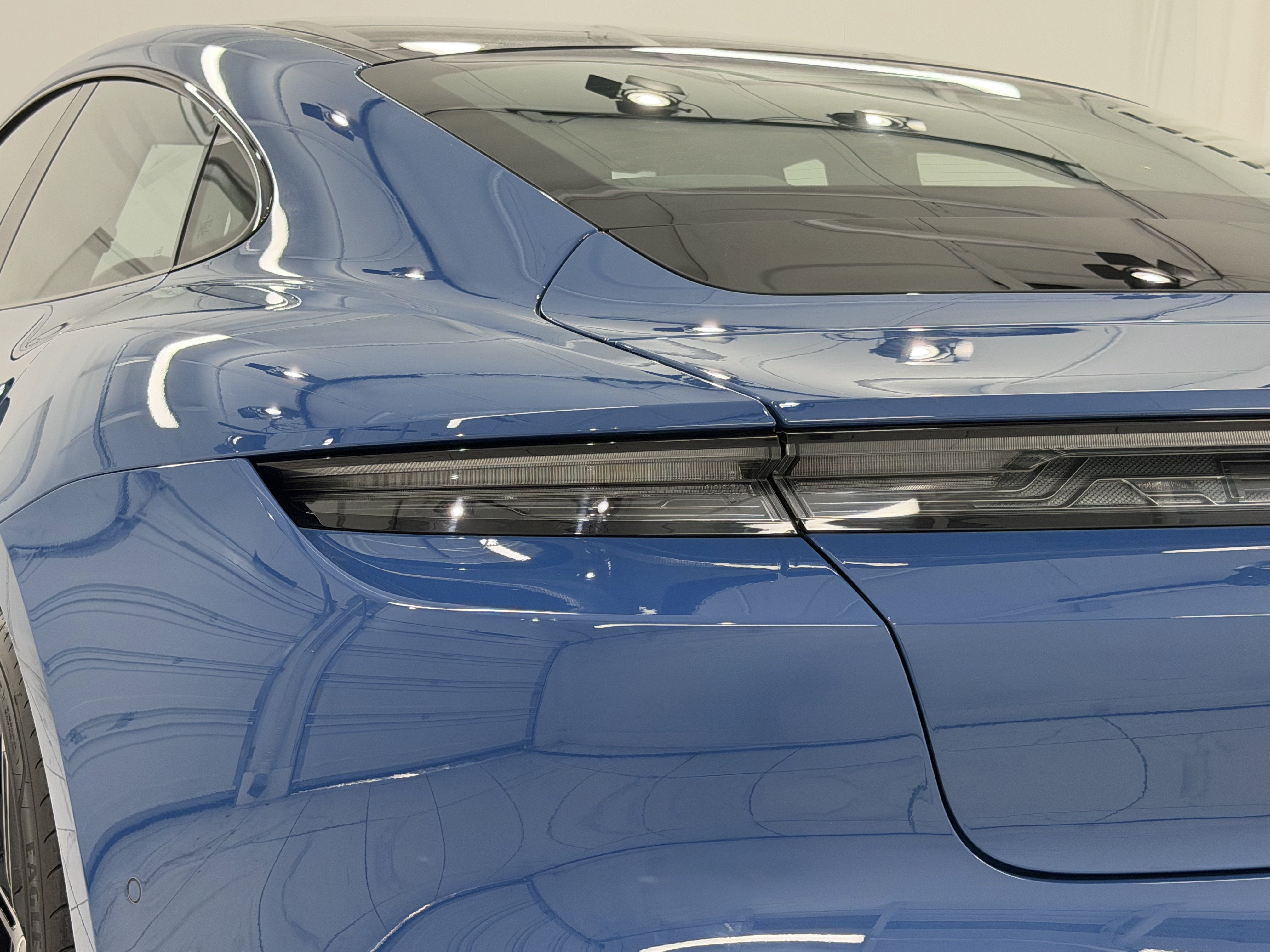 2023 Porsche Taycan Gts