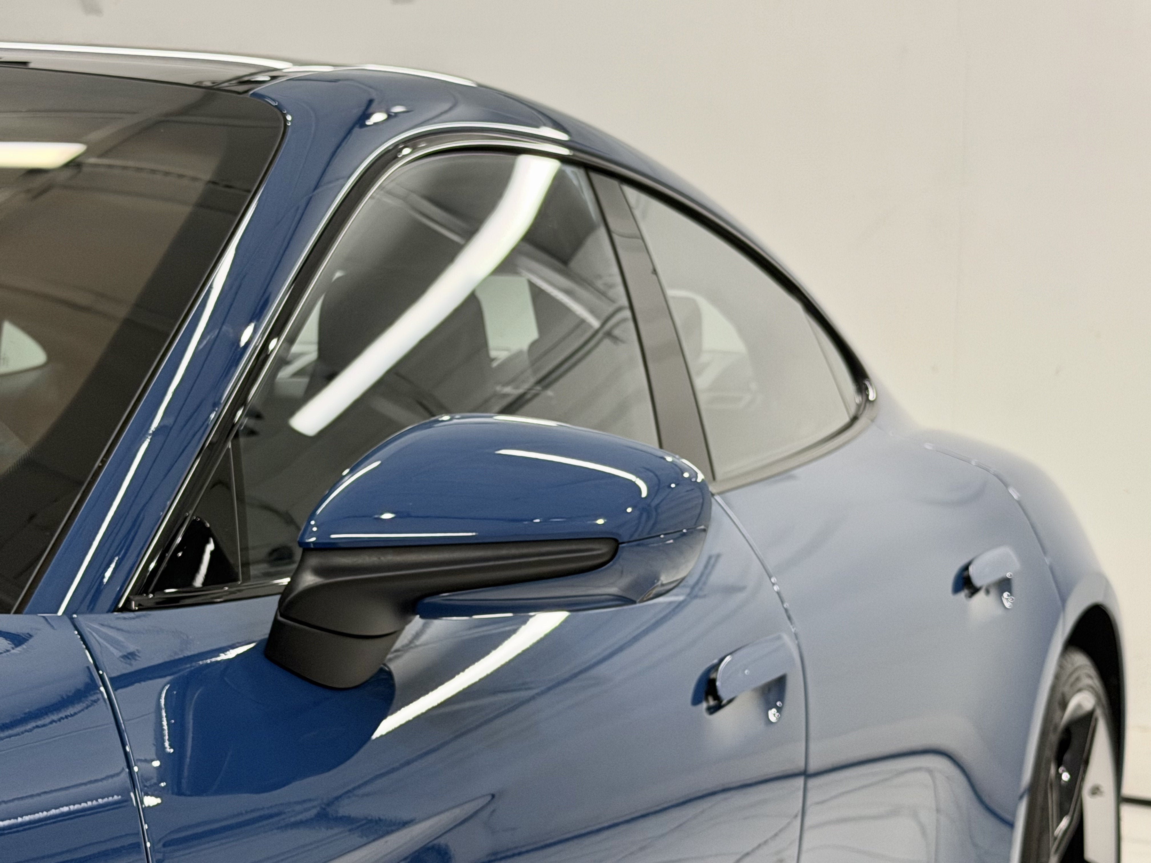2023 Porsche Taycan Gts