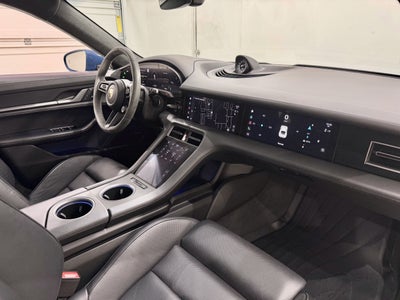 2023 Porsche Taycan Gts