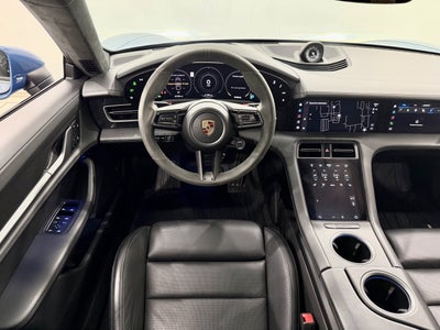 2023 Porsche Taycan Gts