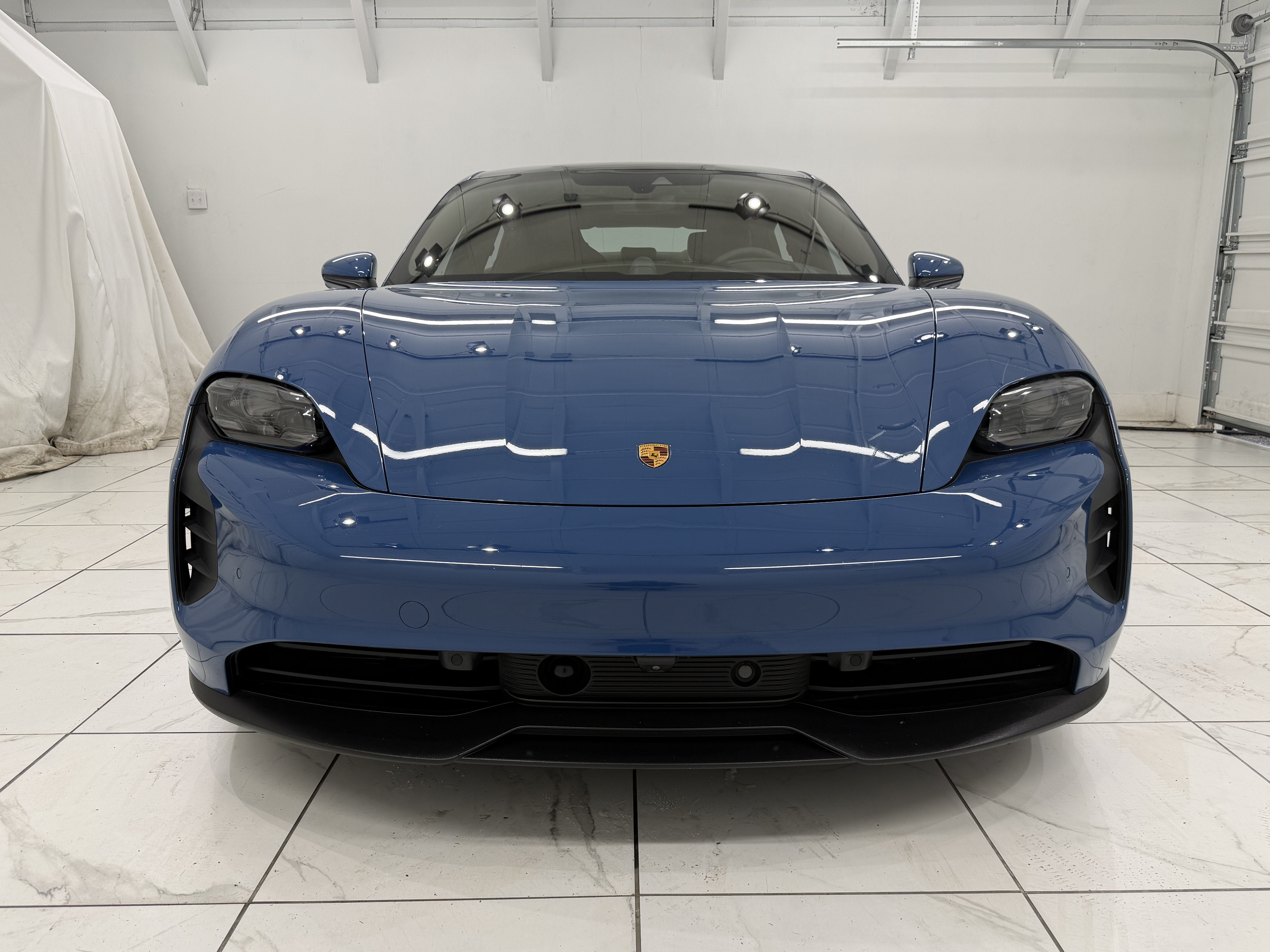 2023 Porsche Taycan Gts