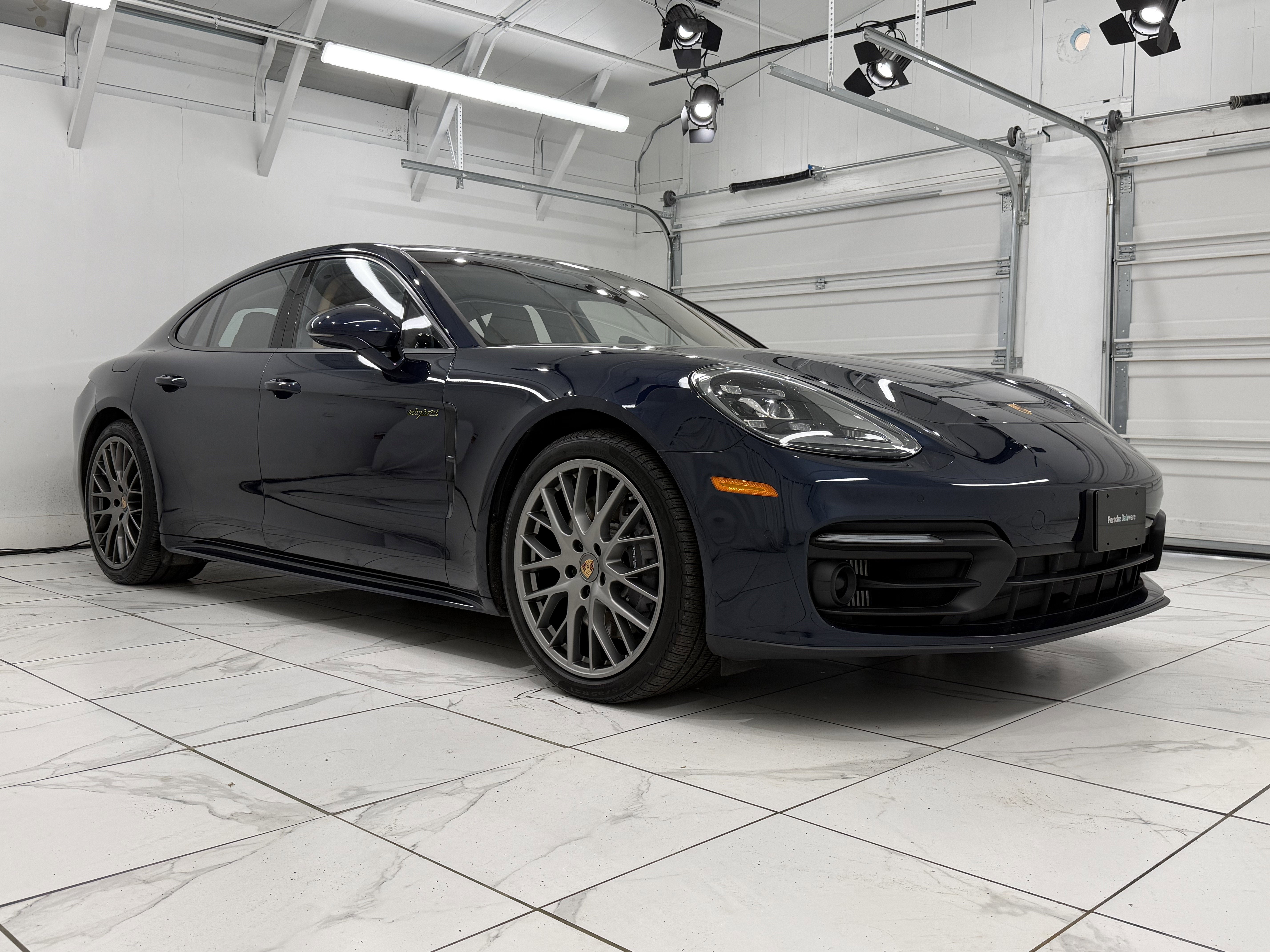 2023 Porsche Panamera 4 E-Hybrid