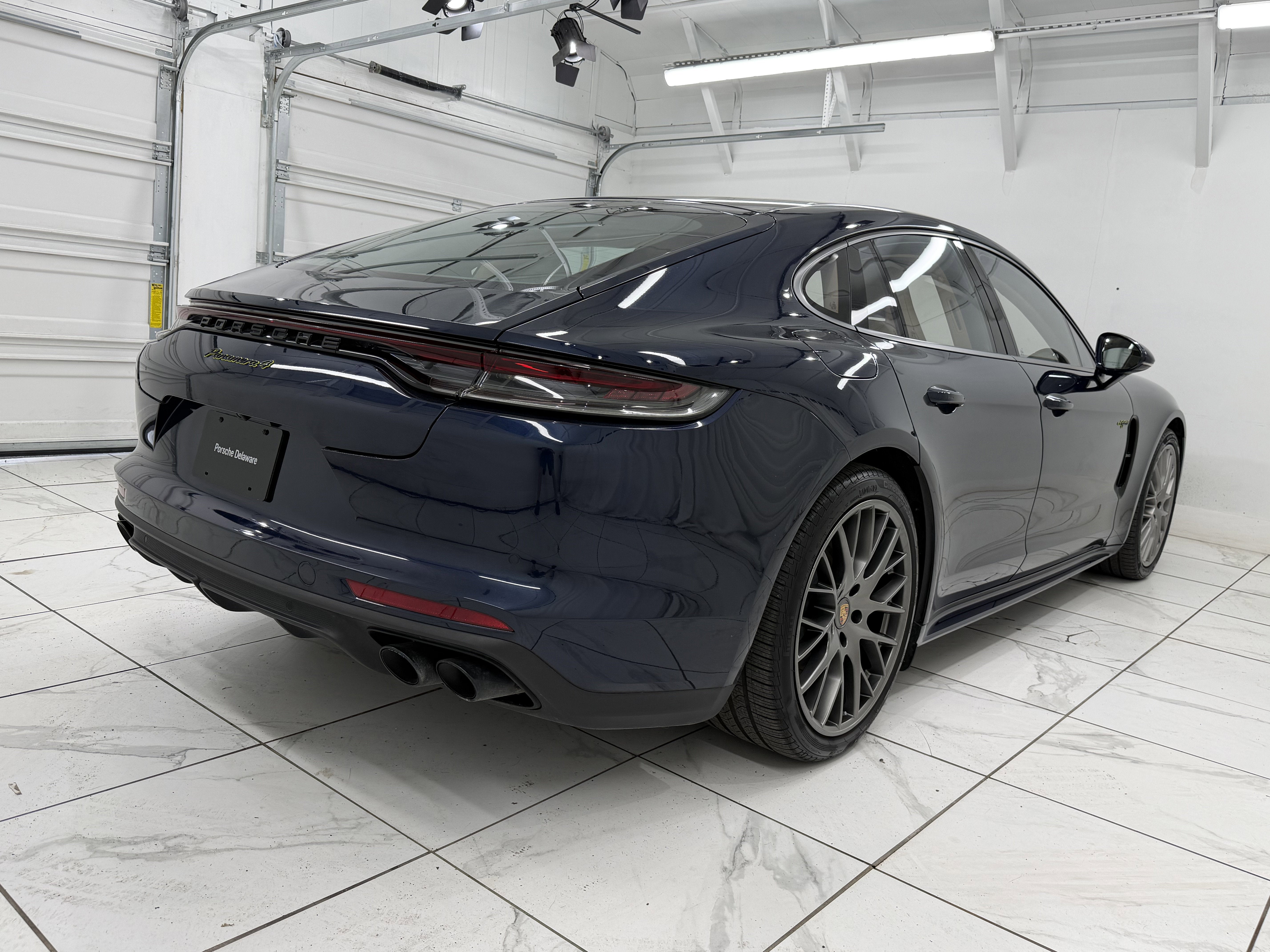2023 Porsche Panamera 4 E-Hybrid