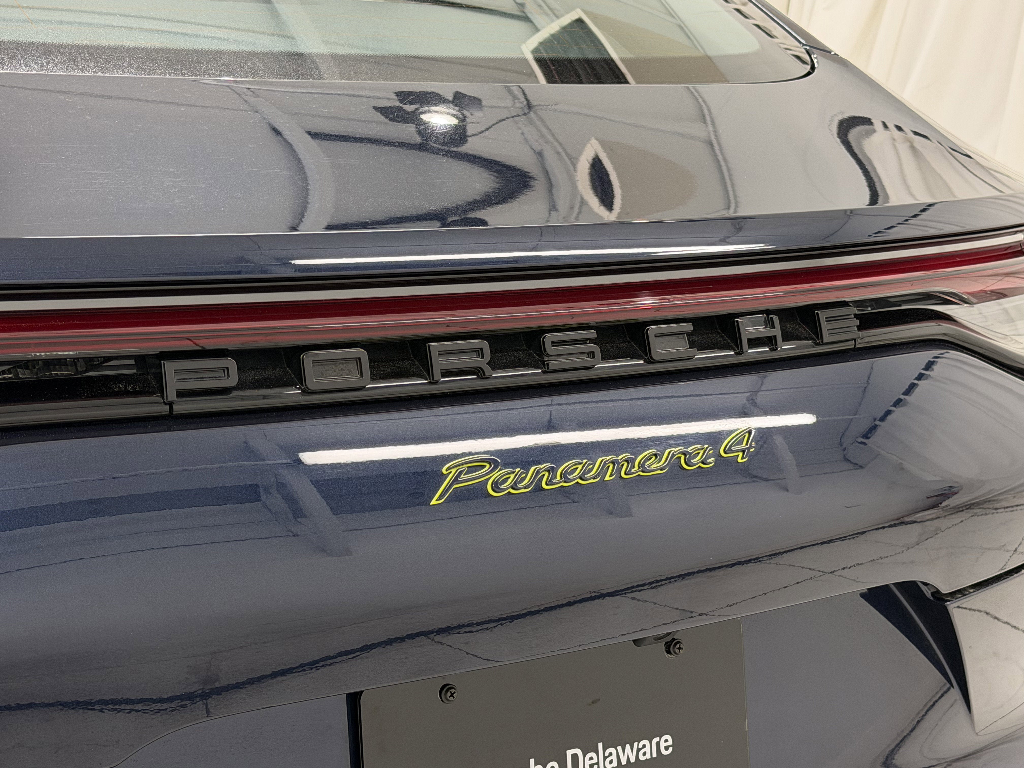 2023 Porsche Panamera 4 E-Hybrid