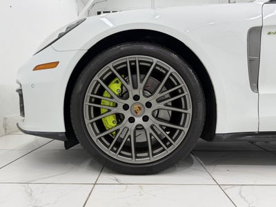 2023 Porsche Panamera 4 E-Hybrid Platinum Edition
