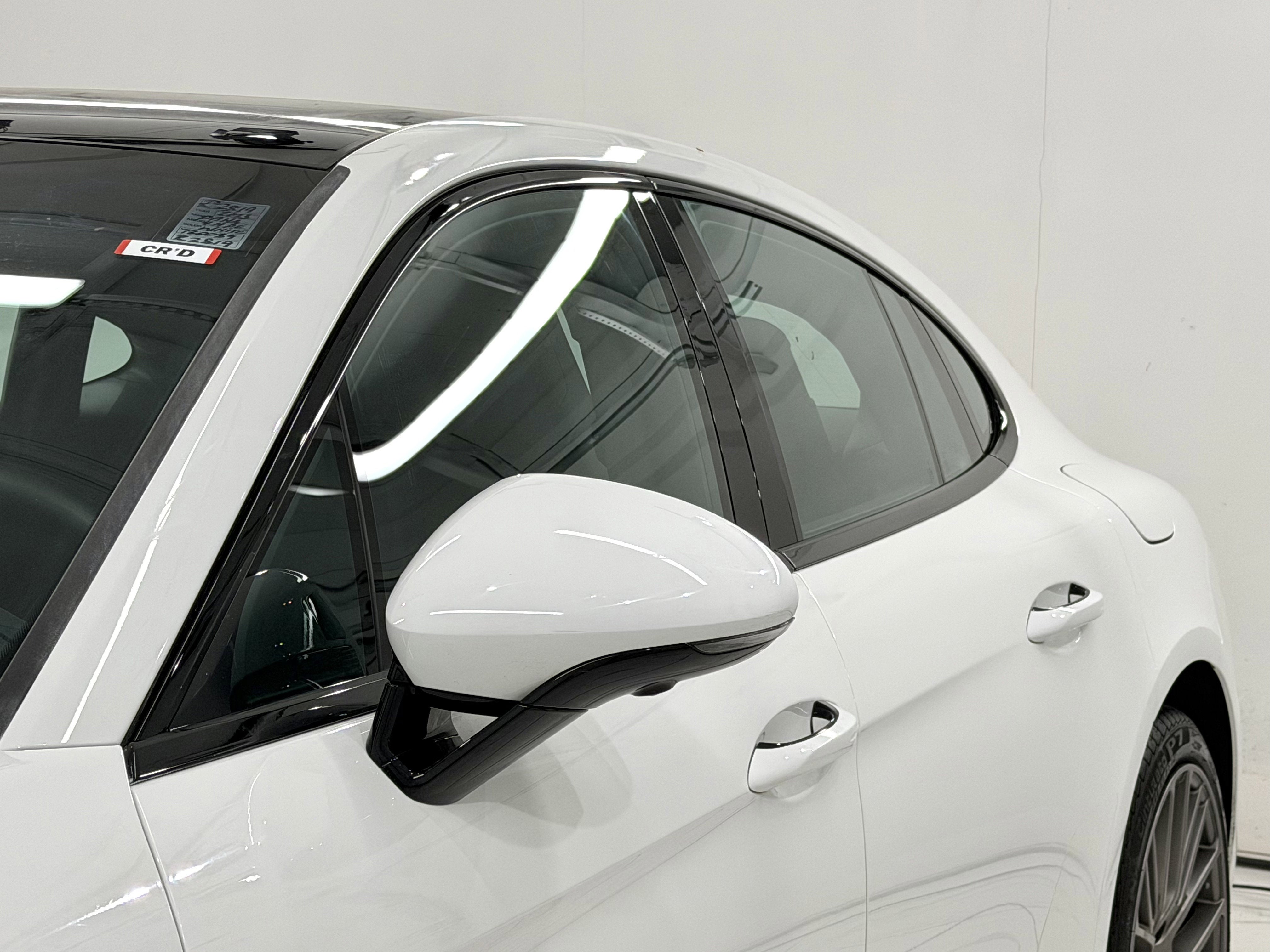 2023 Porsche Panamera 4 E-Hybrid Platinum Edition