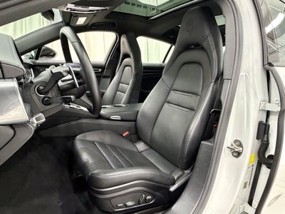 2023 Porsche Panamera 4 E-Hybrid Platinum Edition