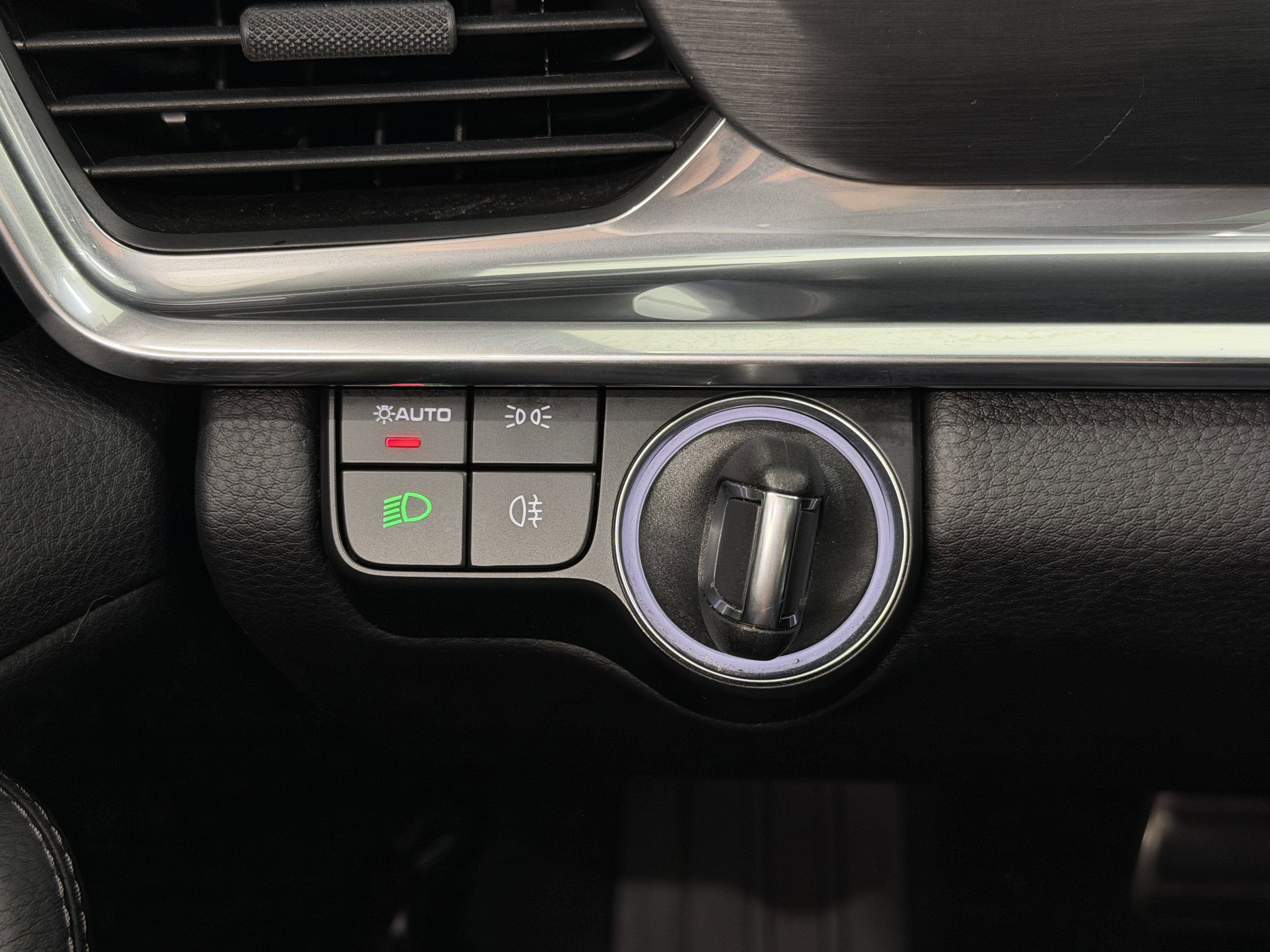 2023 Porsche Panamera 4 E-Hybrid Platinum Edition