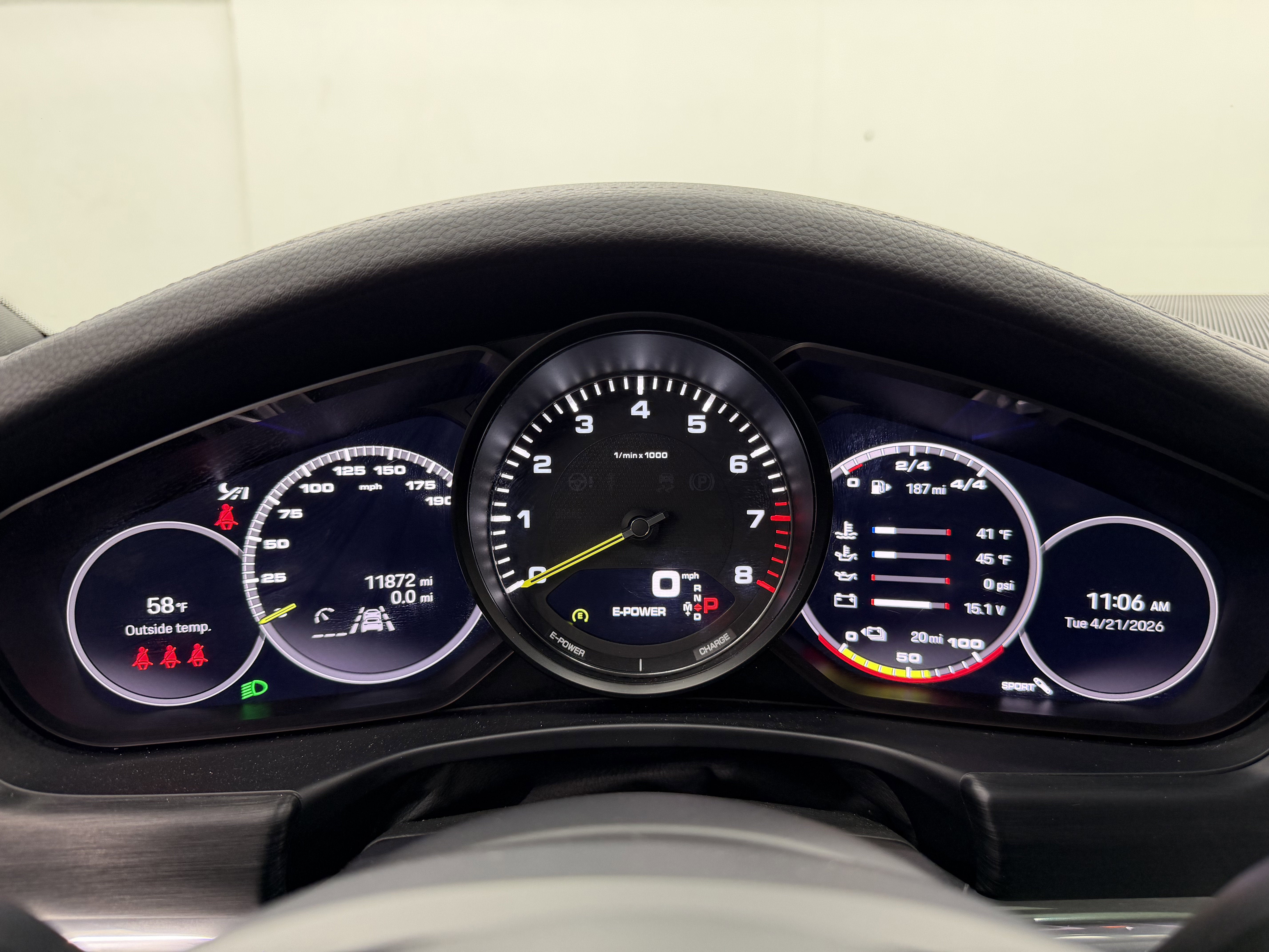 2023 Porsche Panamera 4 E-Hybrid Platinum Edition