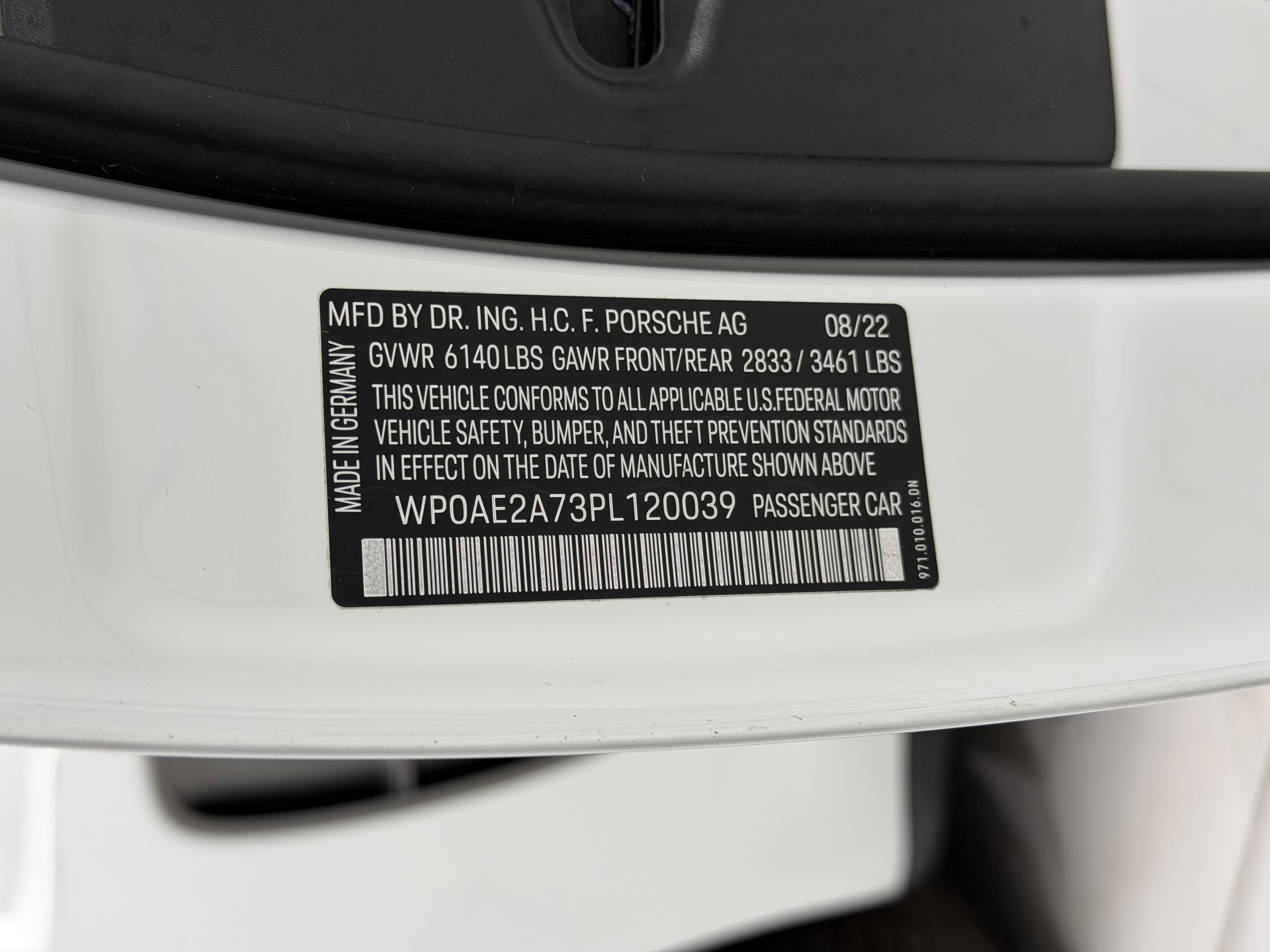 2023 Porsche Panamera 4 E-Hybrid Platinum Edition