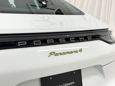 2023 Porsche Panamera 4 E-Hybrid Platinum Edition