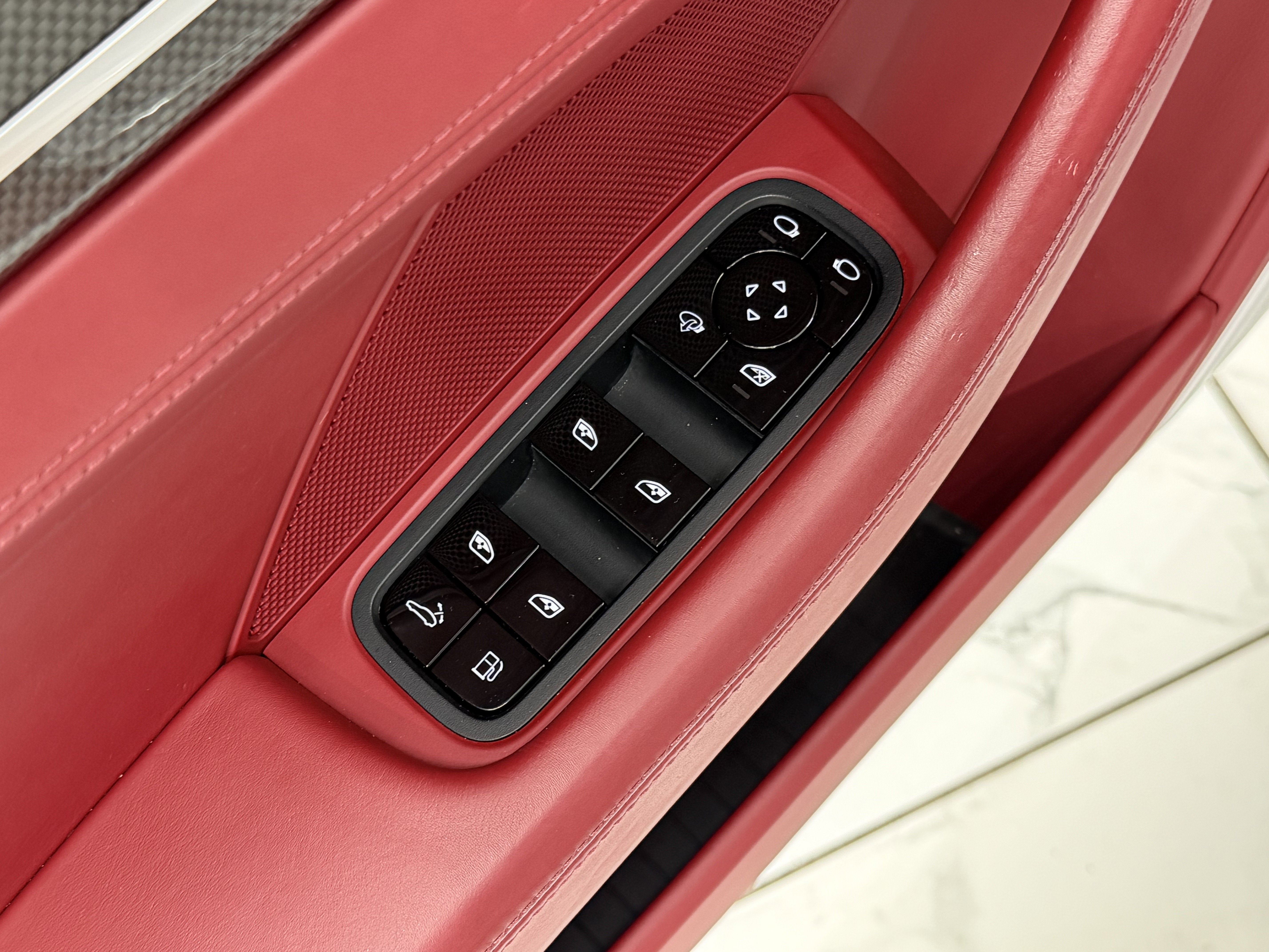 2019 Porsche Panamera Turbo S E-Hybrid