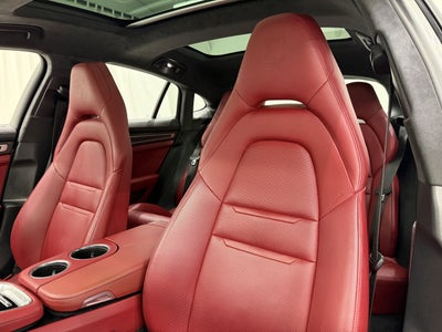 2019 Porsche Panamera Turbo S E-Hybrid