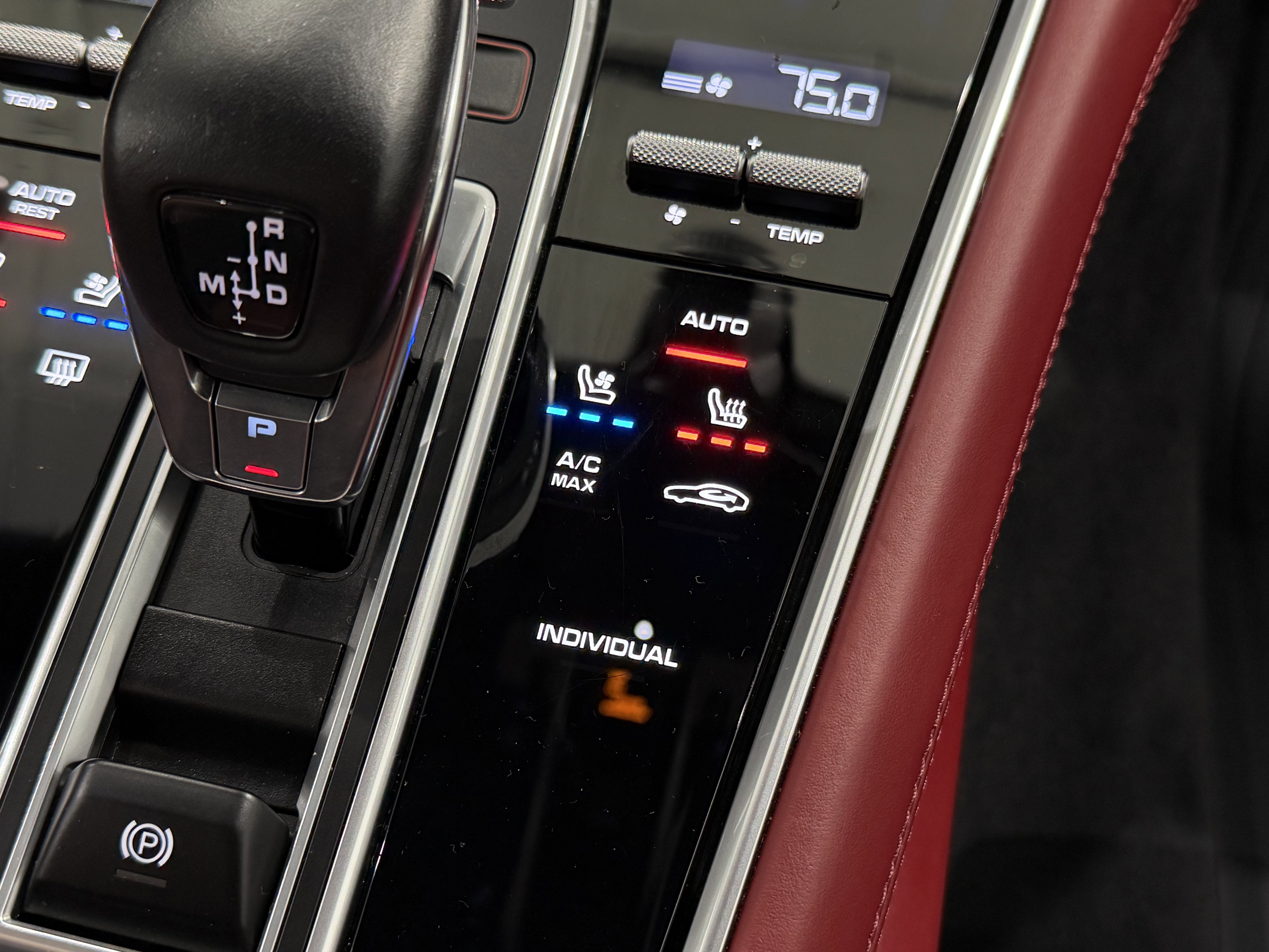 2019 Porsche Panamera Turbo S E-Hybrid