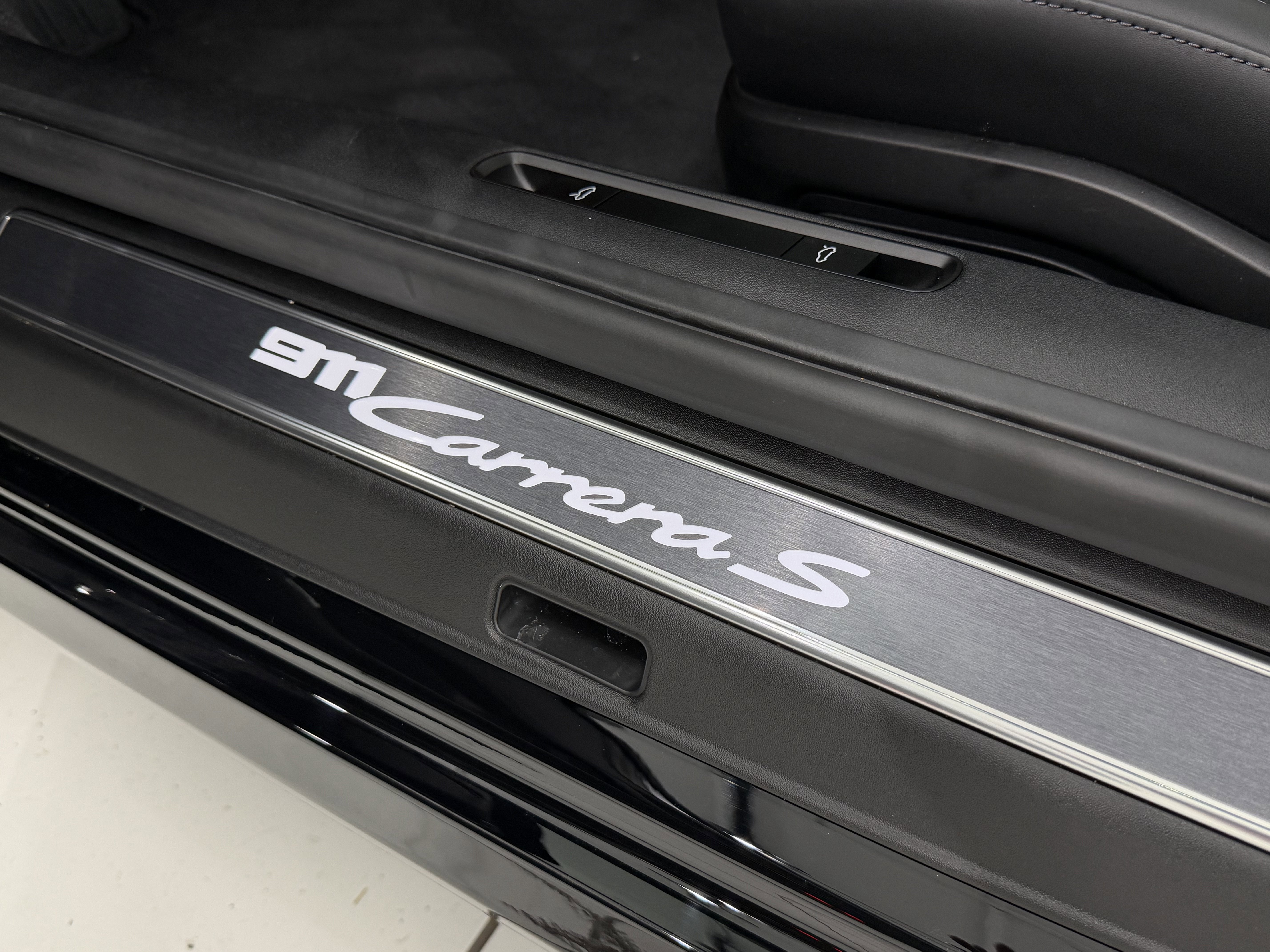 2025 Porsche 911 Carrera S