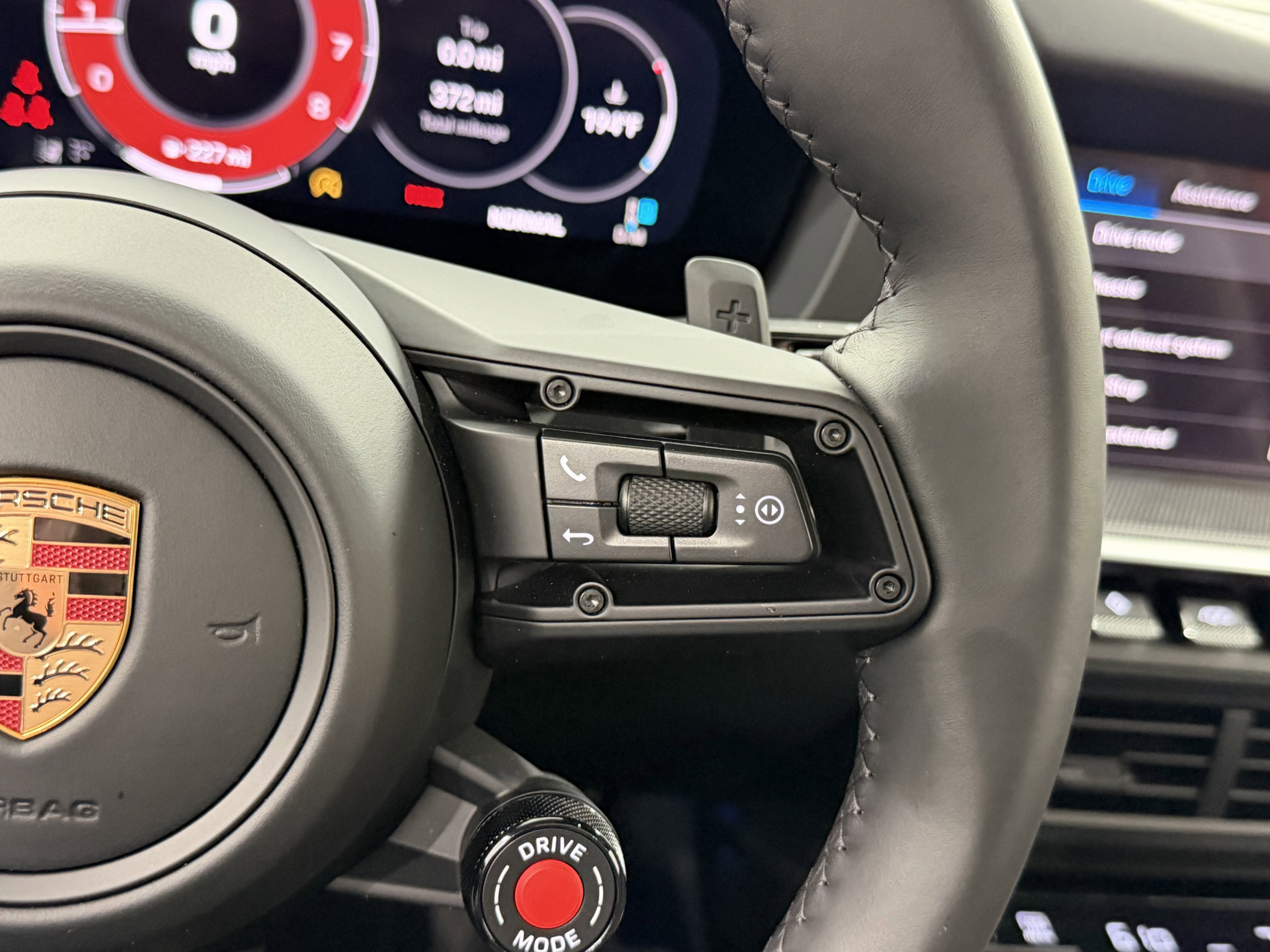 2025 Porsche 911 Carrera S