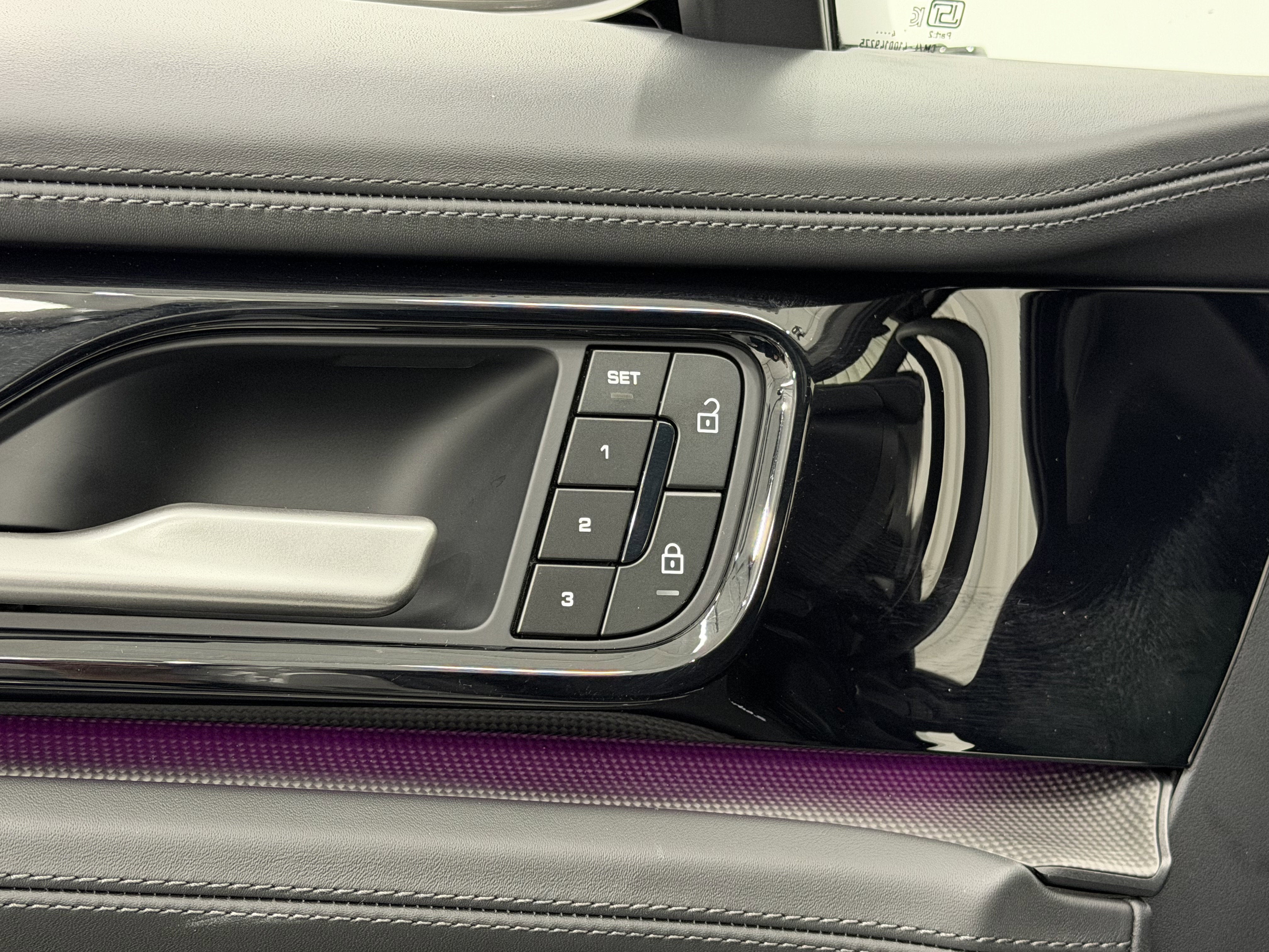 2025 Porsche Panamera Turbo S E-Hybrid